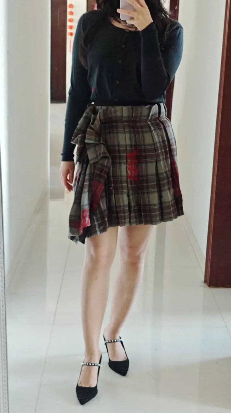 Vivienne Westwood Vivienne Westwood sizeM Bitterrose wool puff skirt short dr Size 27" / US 4 / IT 40 - 8 Thumbnail