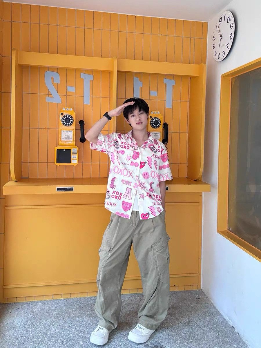 Other Graffiti Button Up Short Sleeve Shirt Size US M / EU 48-50 / 2 - 10 Thumbnail