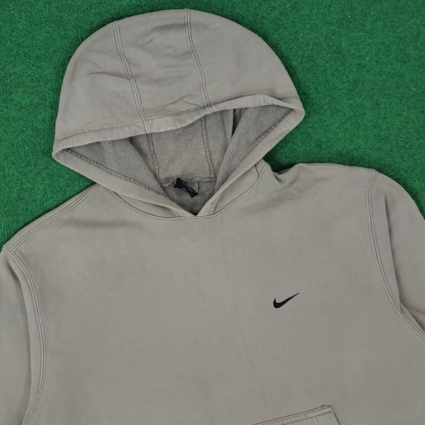 Nike × Vintage Vintage NIKE Embroidered Swoosh Hoodie C215N18 Size US L / EU 52-54 / 3 - 2 Thumbnail