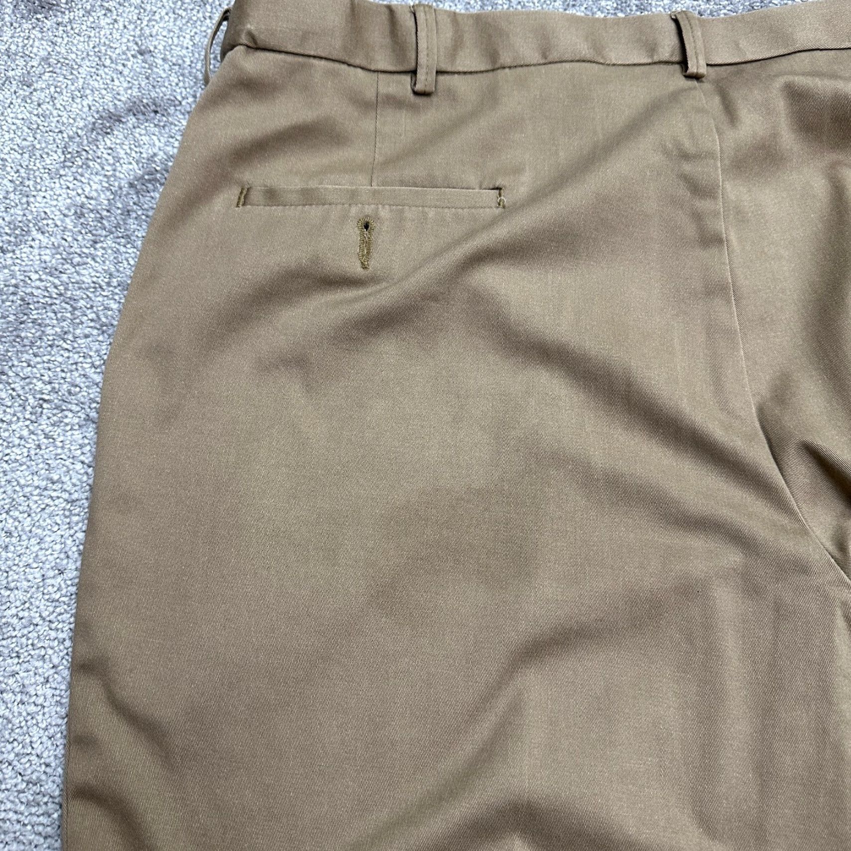 Eddie Bauer VINTAGE Haggar Classic Fit Chino Pants Mens 40x32 Brown Straight Leg Cotton Casual 90s Mens Size US 40 / EU 56 - 6 Thumbnail