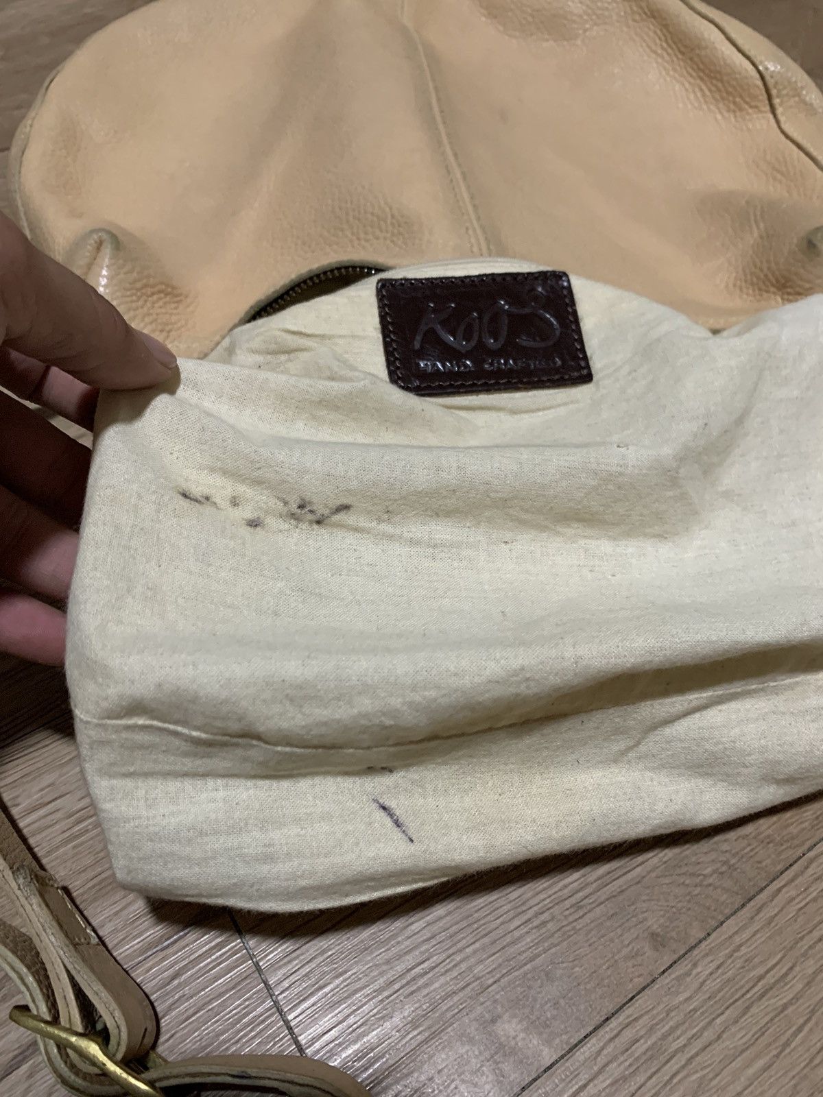 Japanese Brand KOOS Leather Sling Bag Size ONE SIZE - 12 Thumbnail