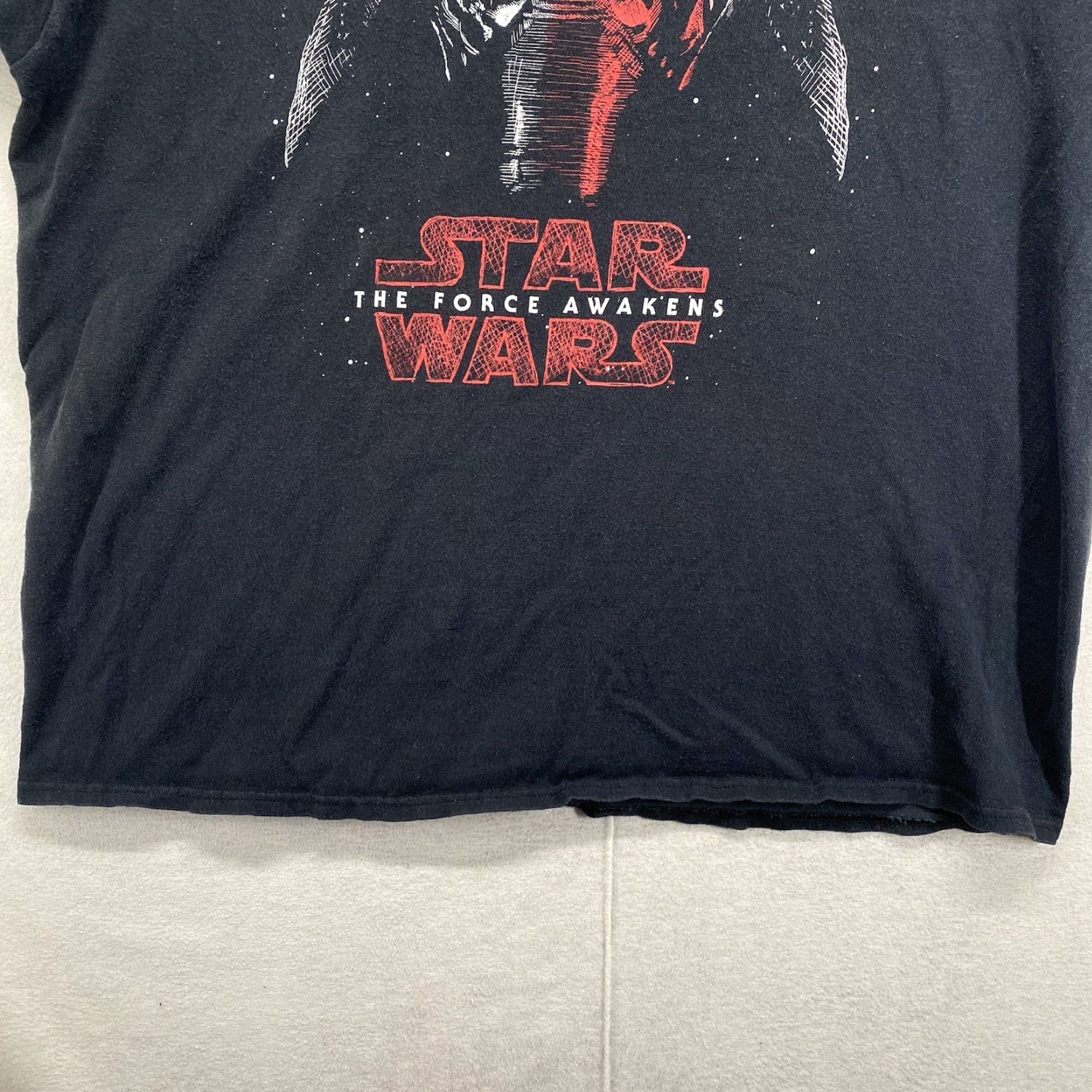 Star Wars VINTAGE Star Wars Kylo Ren T-Shirt Unisex Adult Medium Black Graphic Print Movie Promo 2015 Size US M / EU 48-50 / 2 - 5 Thumbnail