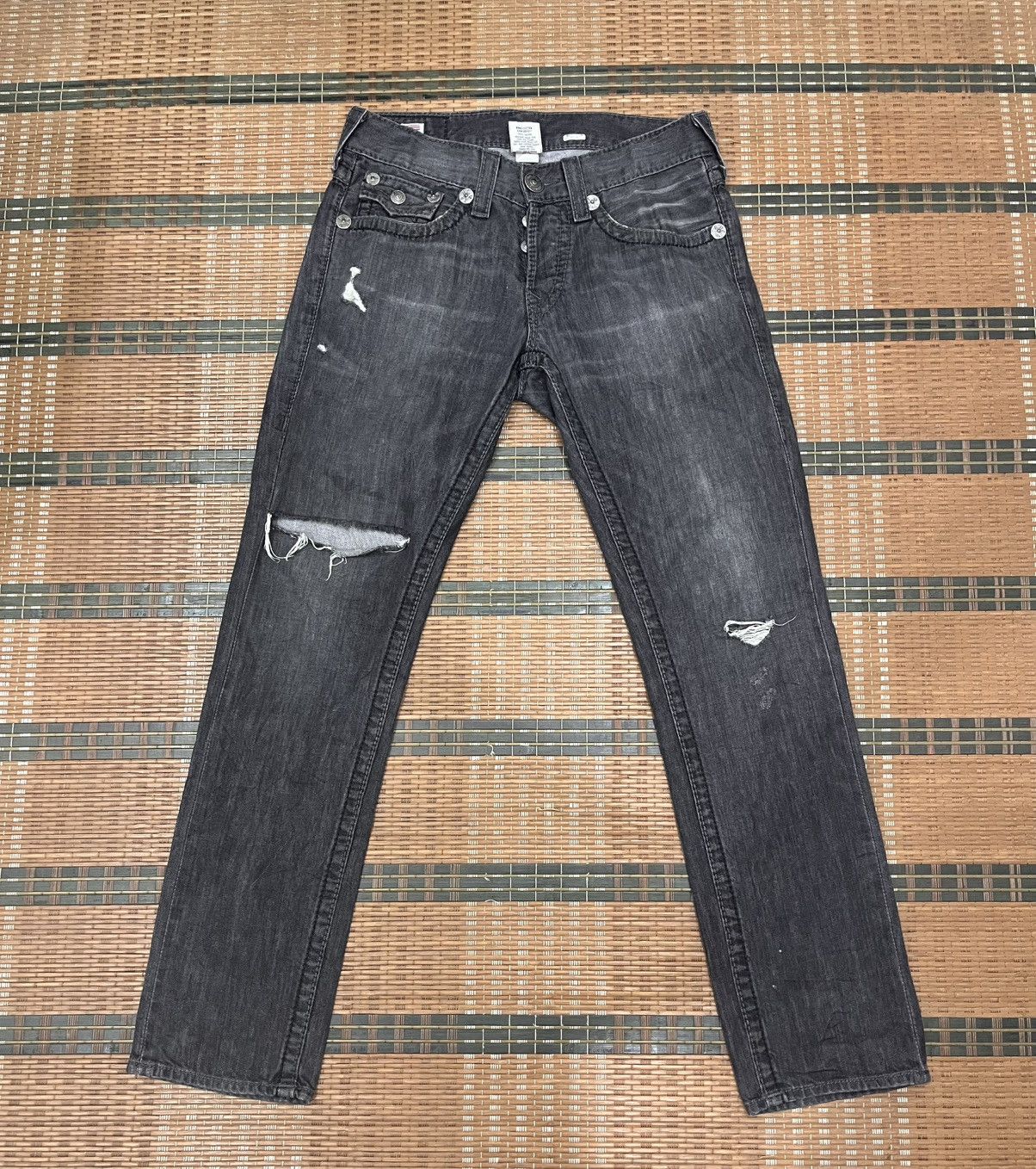 True Religion True Religion Jack Big T Distressed Denim Size US 32 / EU 48 - 1 Thumbnail