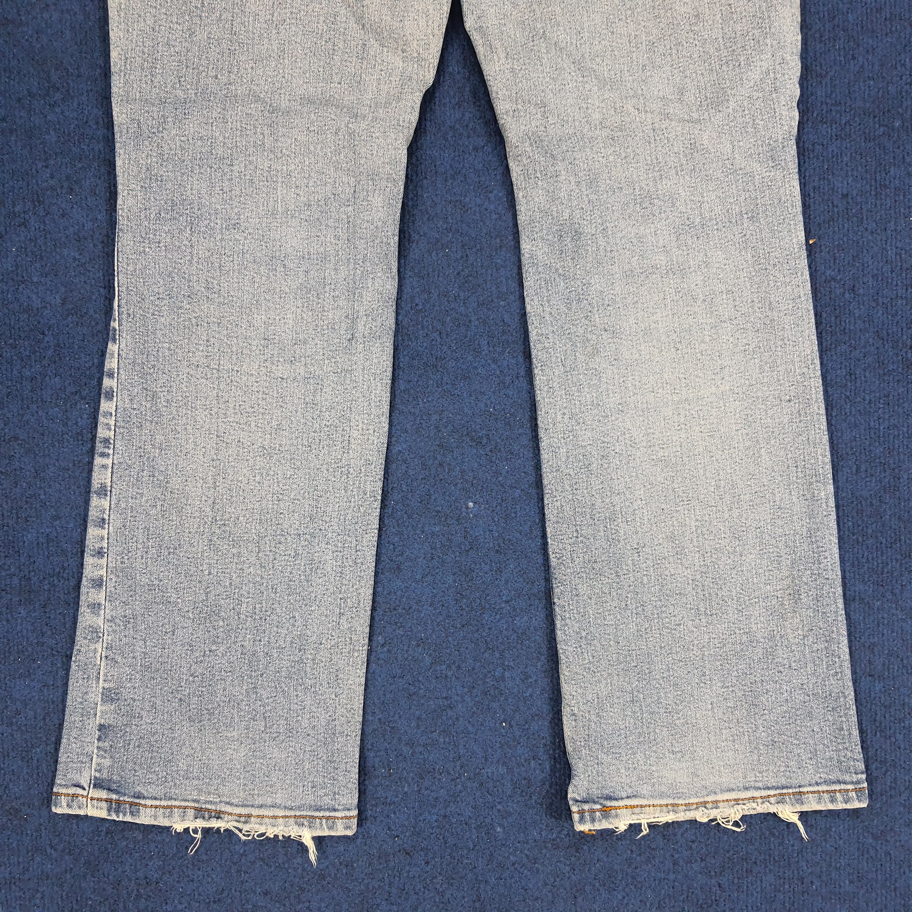 Levi's × Vintage Vintage Levi's 550 Relaxed Boot Cut Distressed Jeans Size US 30 / EU 46 - 3 Thumbnail
