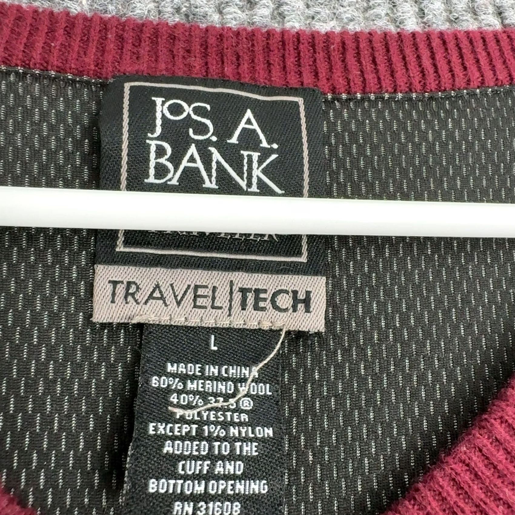 Jos. A. Bank Jos A Bank Sweater Mens L Burgundy Merino Wool Travel Tech V Neck Classic Size US L / EU 52-54 / 3 - 6 Thumbnail