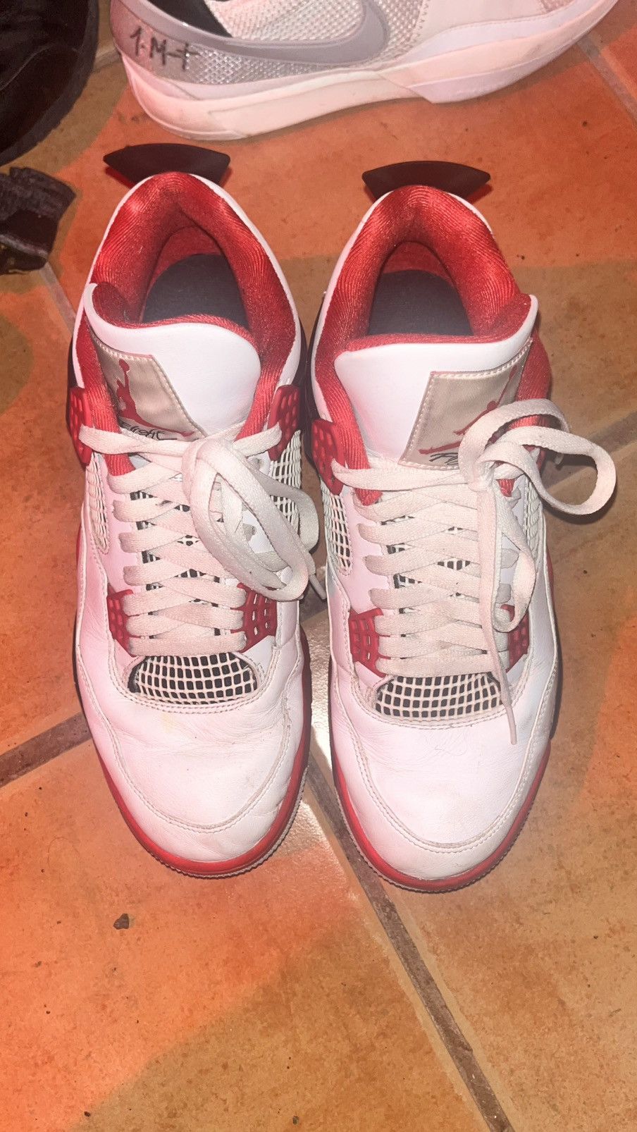 Nike jordan 4 retro fire red og Size US 10.5 / EU 43-44 - 3 Thumbnail