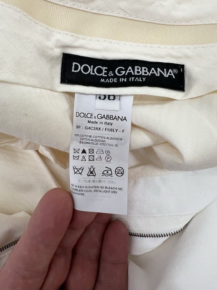 Dolce & Gabbana Dolce & Gabbana Men's Shorts White-Ivory Solid Size 56 Size US 40 / EU 56 - 12 Thumbnail