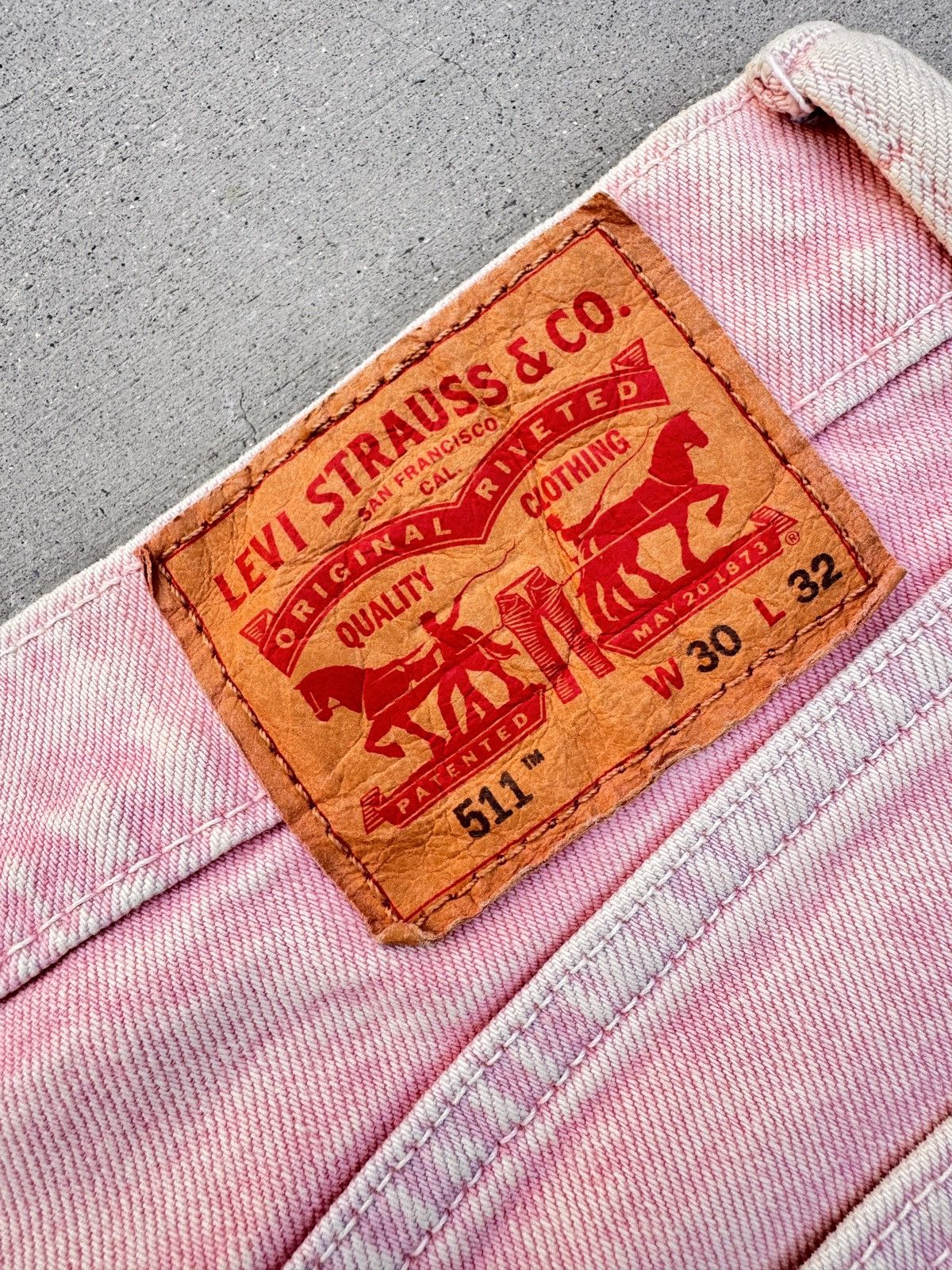 Levi's Levi’s 501 Pink Acid Wash Denim – Rare Vintage Fade Size US 30 / EU 46 - 3 Thumbnail