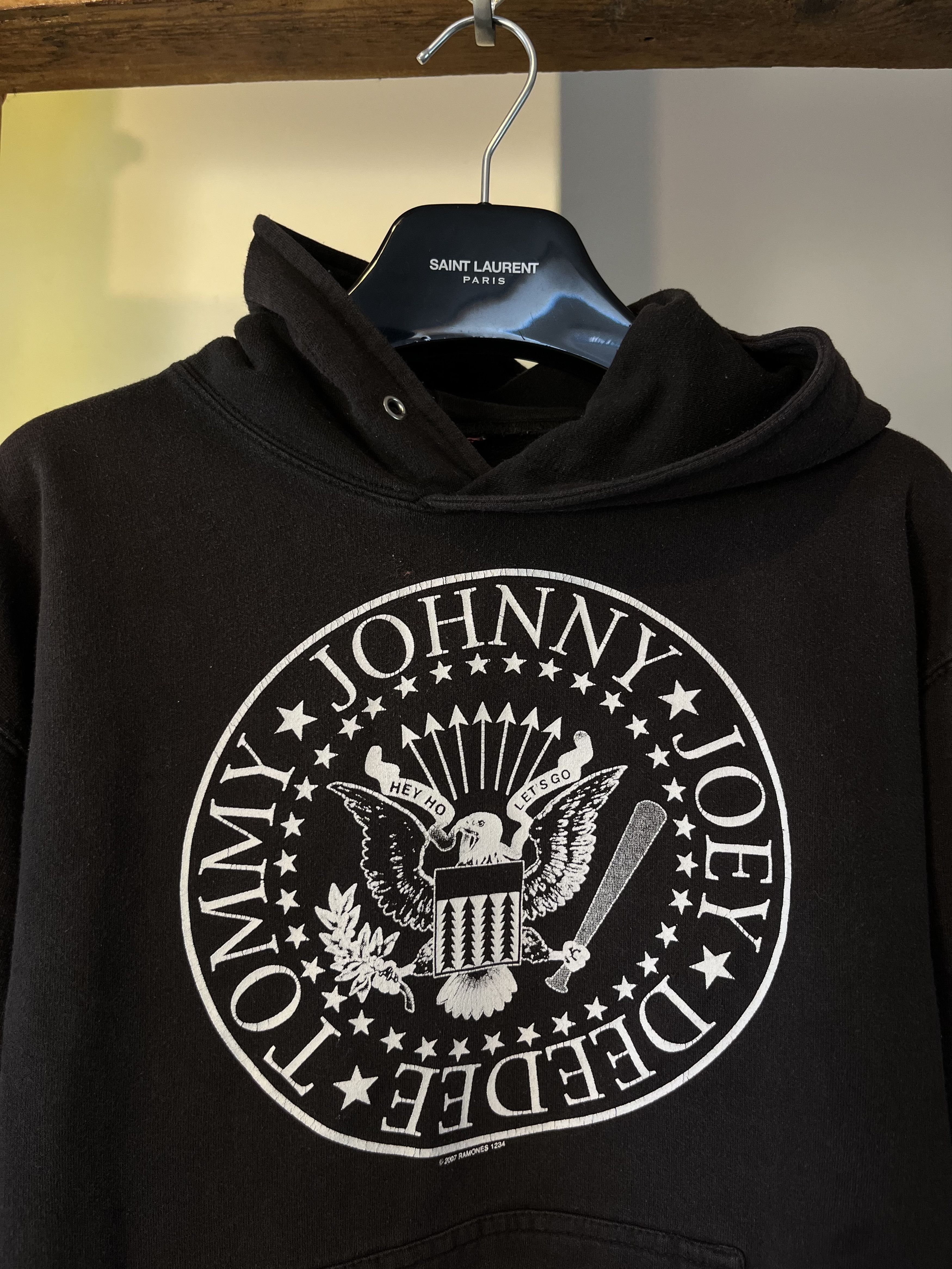 Band Tees Vintage Ramones Distressed Sun Faded Hoodie Size US M / EU 48-50 / 2 - 3 Thumbnail
