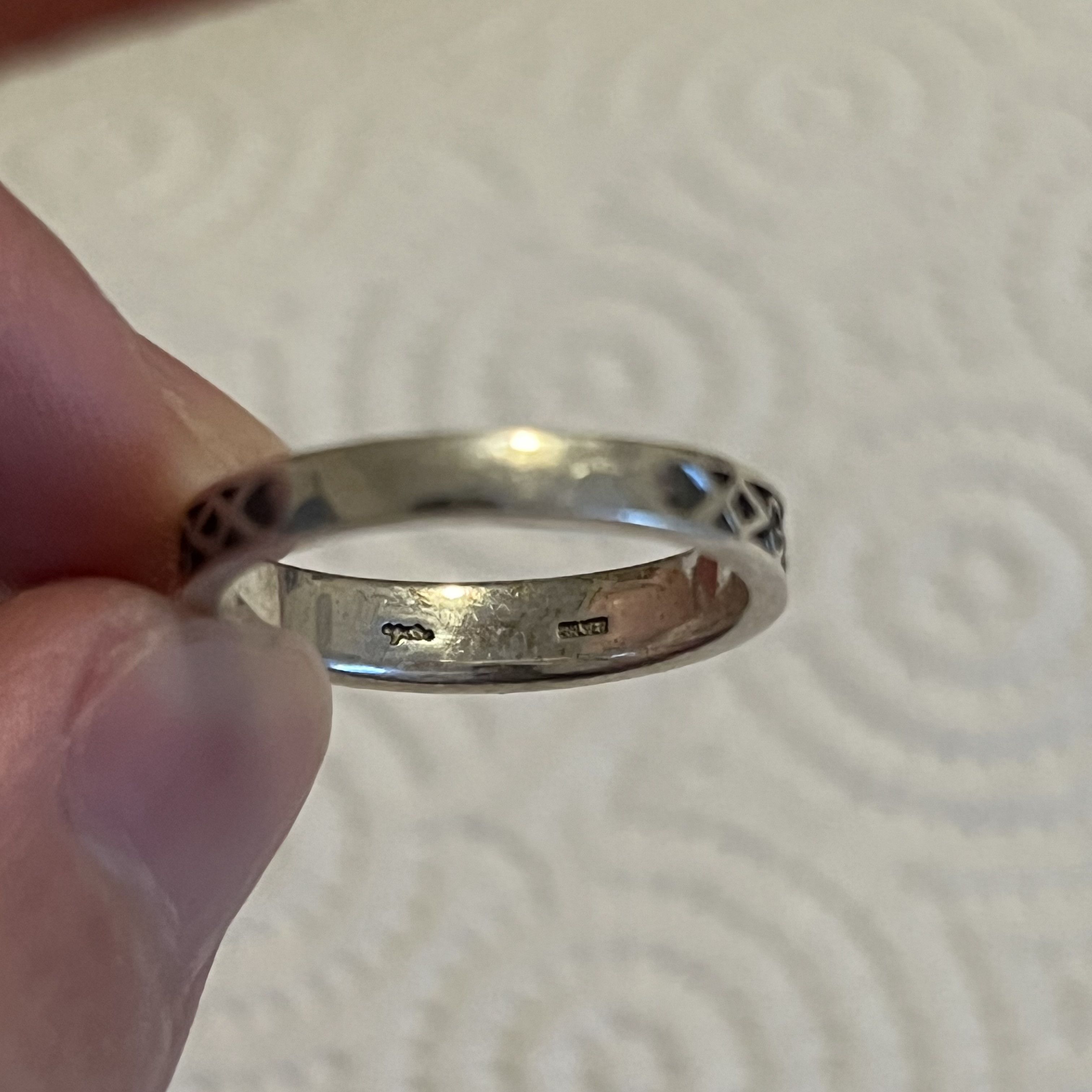 Japanese Brand Agete Ivy Motif Ring / Sterling Silver / Sz 7 7/8 Size ONE SIZE - 10 Thumbnail