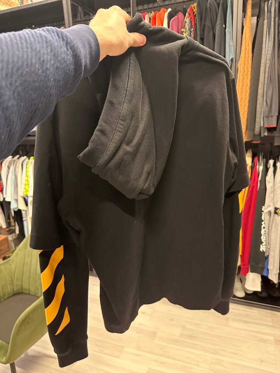 Off-White off white caravaggio hoodie Size US XS / EU 42 / 0 - 9 Thumbnail