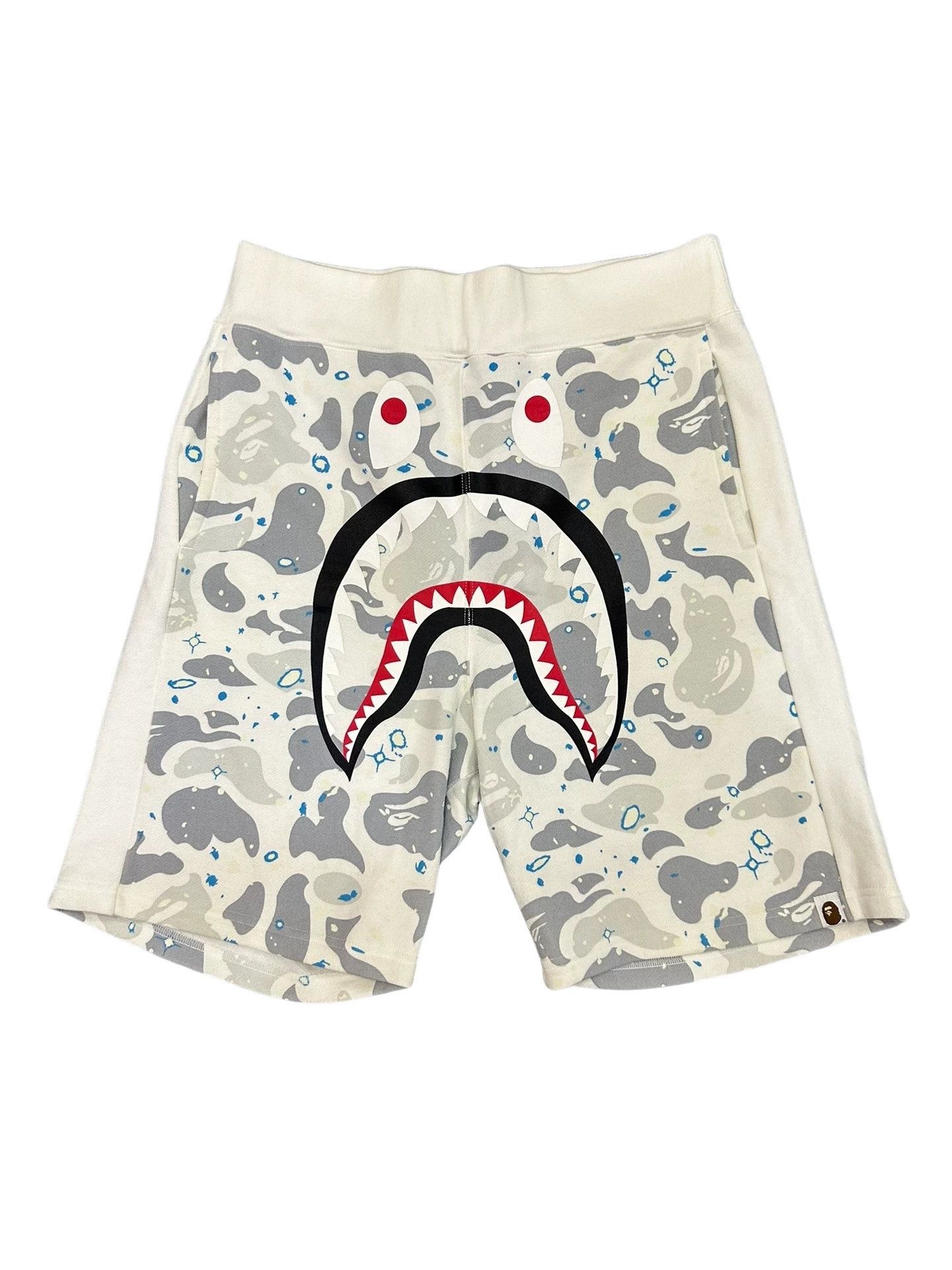Bape BAPE Star Camo Shark Shorts Size L Size US 34 / EU 50 - 1 Thumbnail