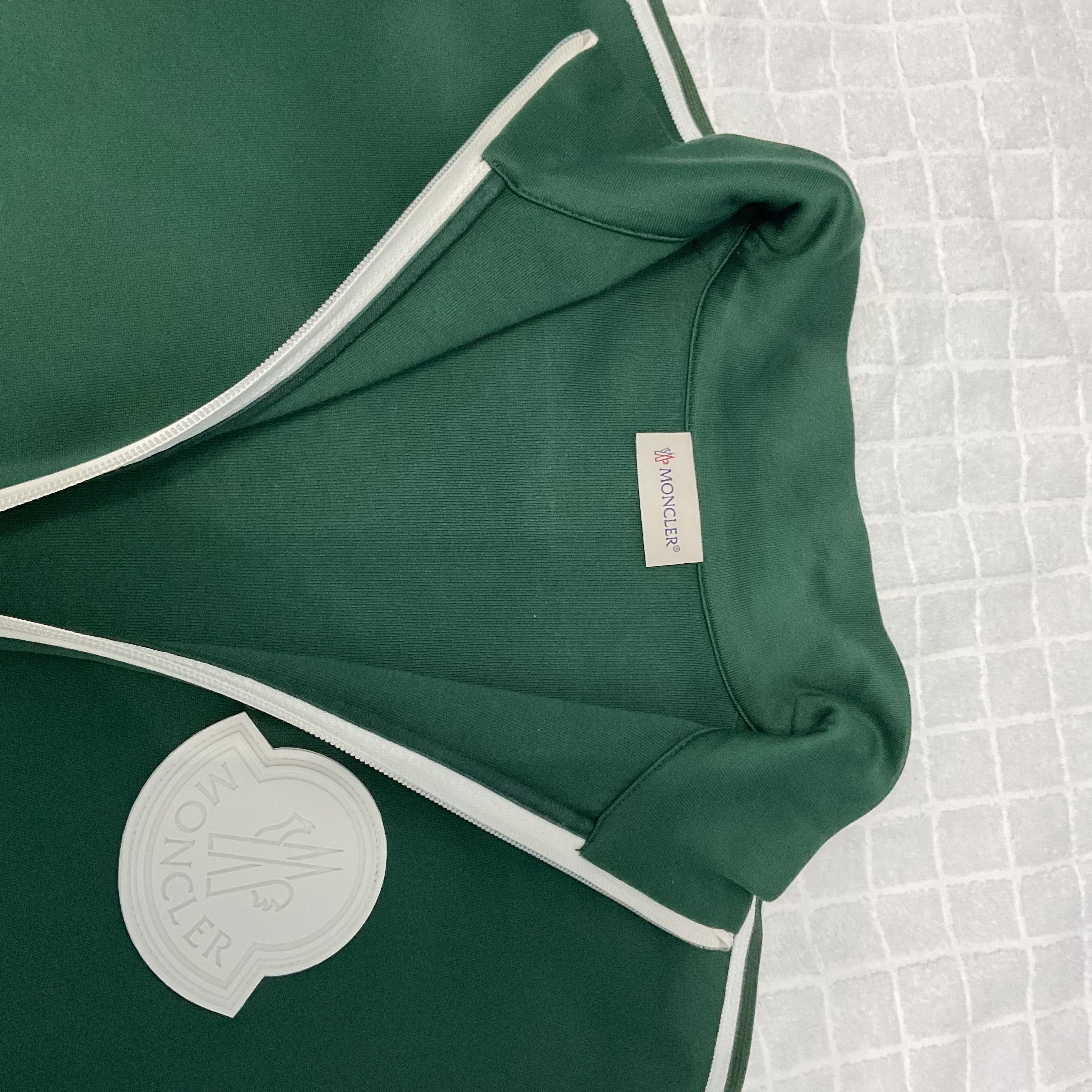 Moncler Moncler Maglia Cardigan Size US S / EU 44-46 / 1 - 3 Thumbnail
