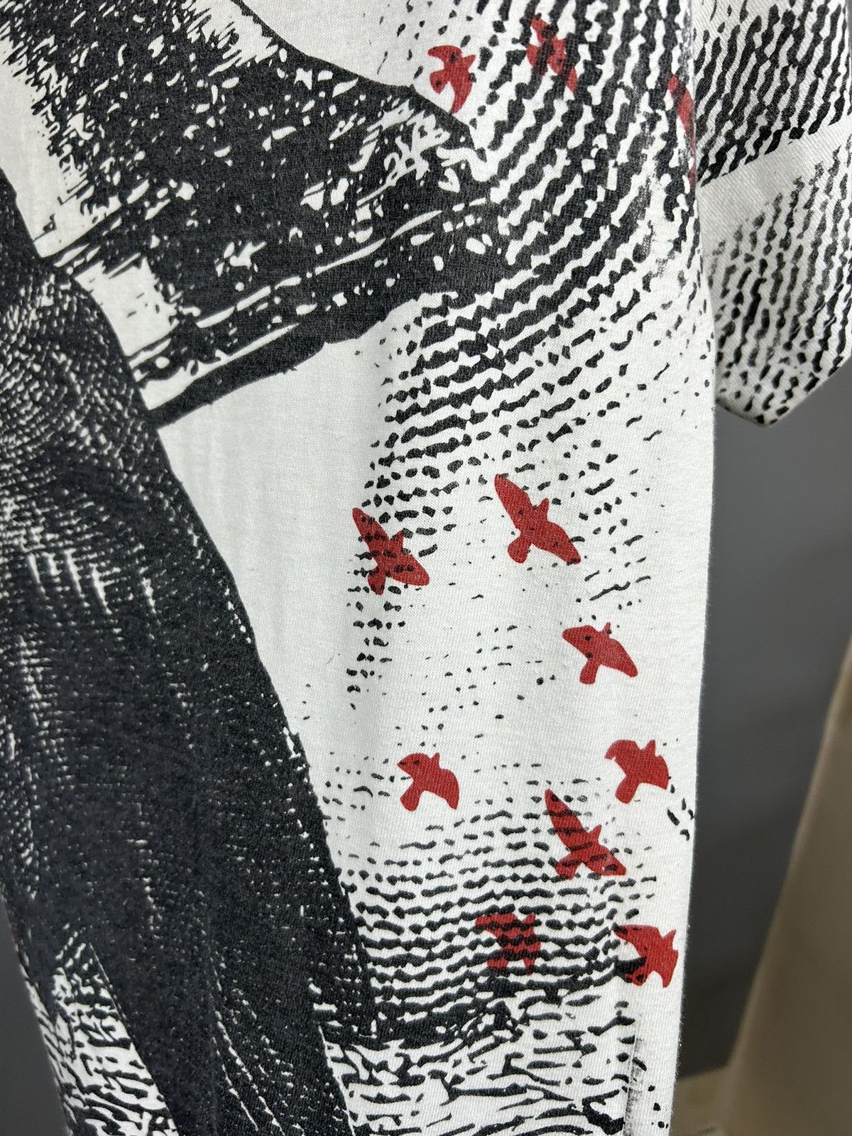 Band Tees × Vintage Vintage Metallica Crow All Over Print T shirt Size US M / EU 48-50 / 2 - 15 Thumbnail