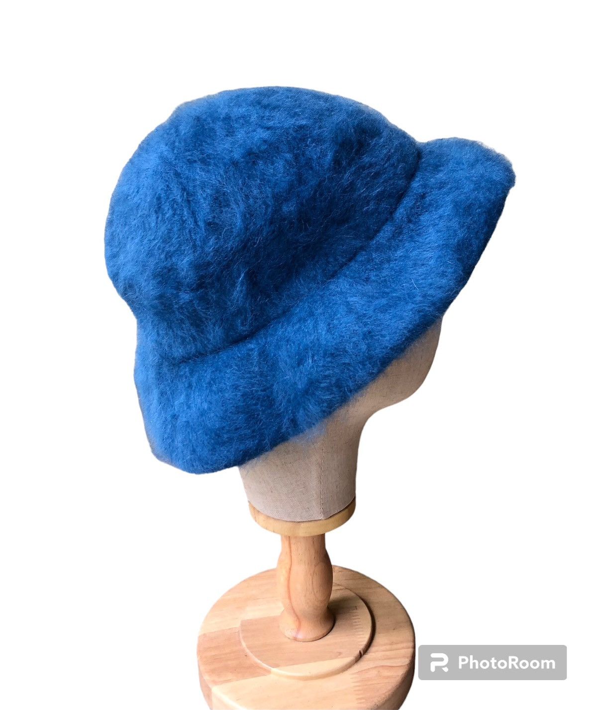 Anna Sui Luxury Anna Sui Fur Bucket Hat Size ONE SIZE - 5 Thumbnail
