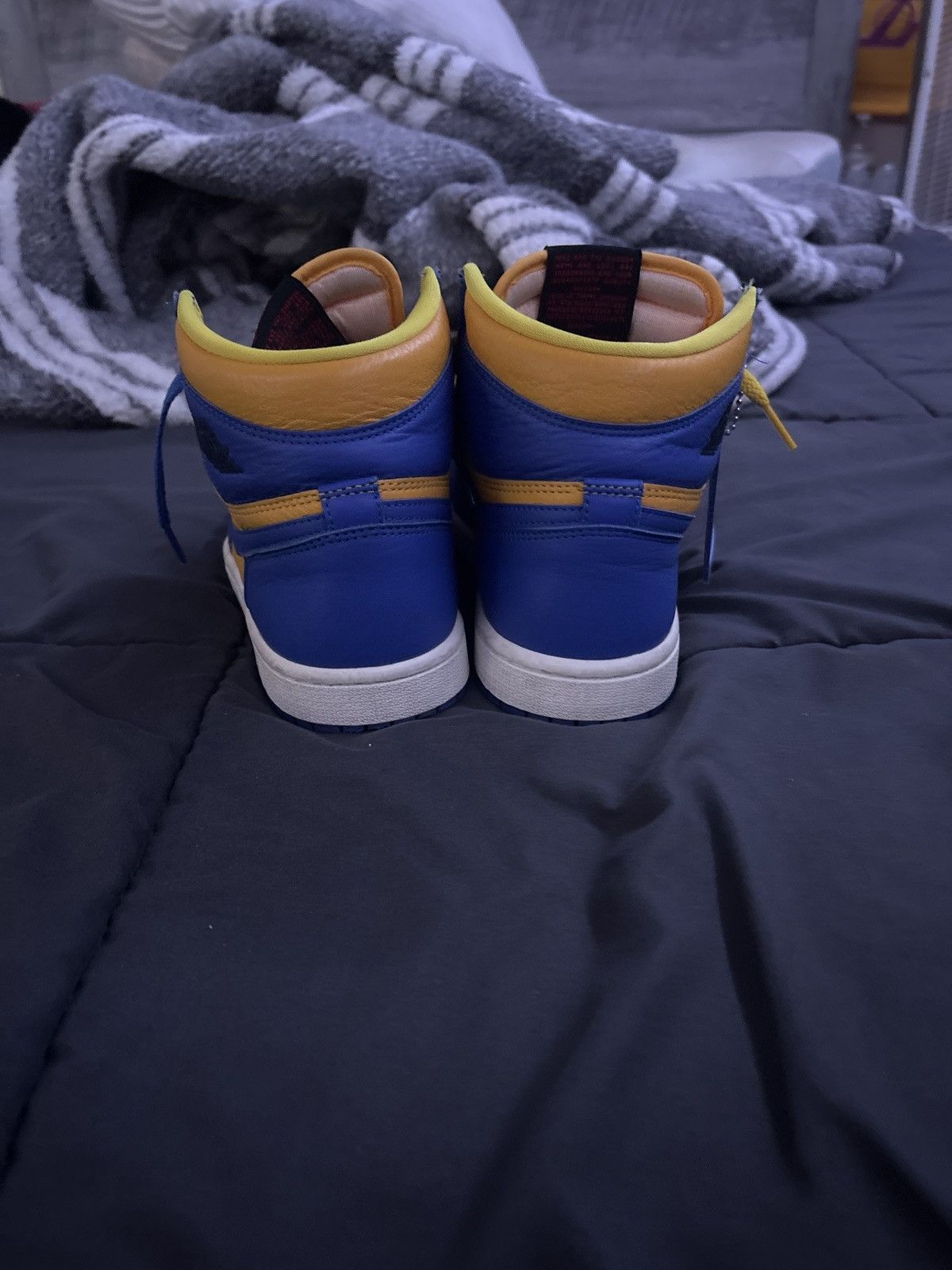 Jordan Brand Jordan 1 reverse laney Size US 6.5 / EU 39-40 - 4 Thumbnail