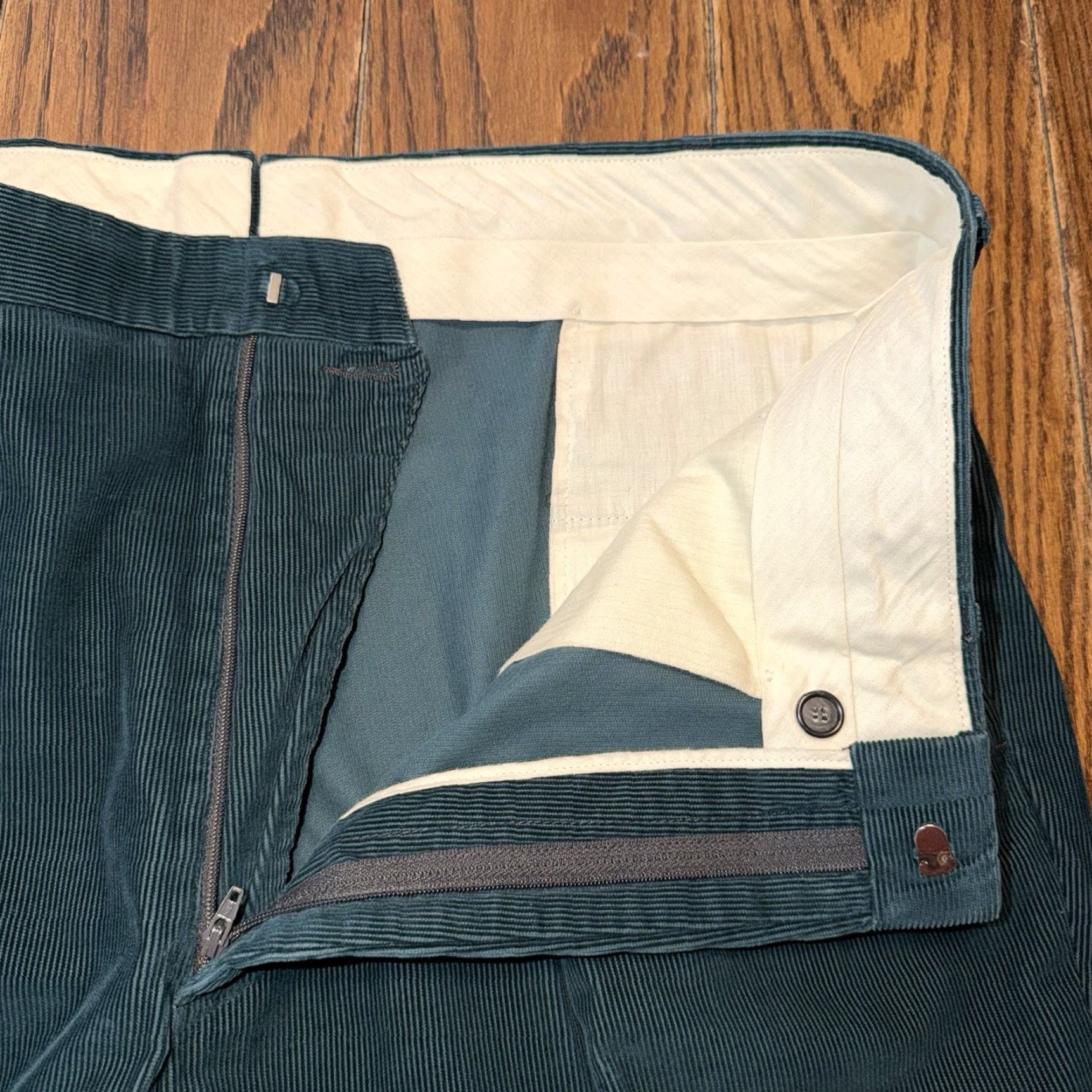 Vintage Ben Silver Charleston Pants Men’s 38x33 Green Corduroy USA Made Pleated Cuffed Size US 38 / EU 54 - 4 Thumbnail