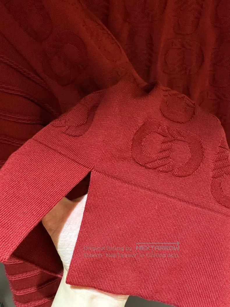 Hermes Hermes Red Pig Nose Button Printed Sweater Size XXS / US 00 / IT 34 - 4 Thumbnail