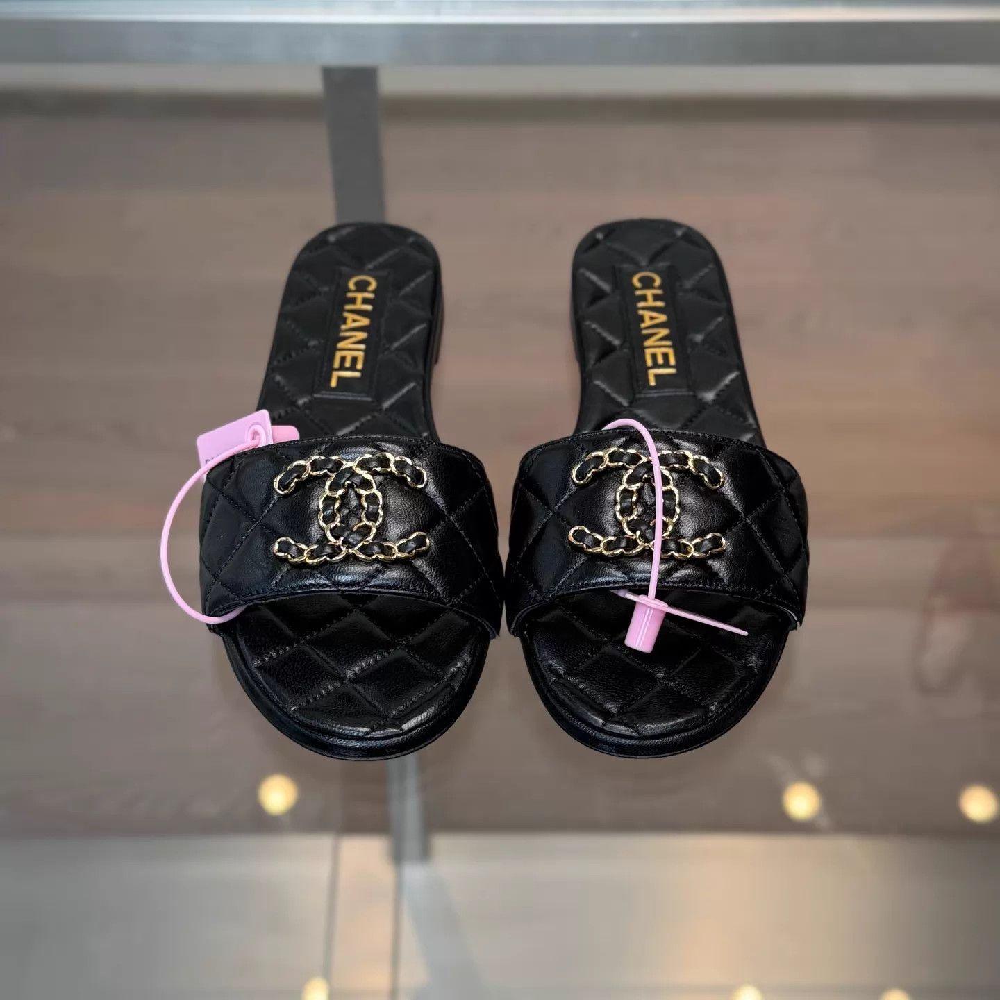 Chanel Chanel Black Gold CC Quilted Leather Chain Slippers 35 Size US 4.5 / IT 34.5 - 5 Thumbnail