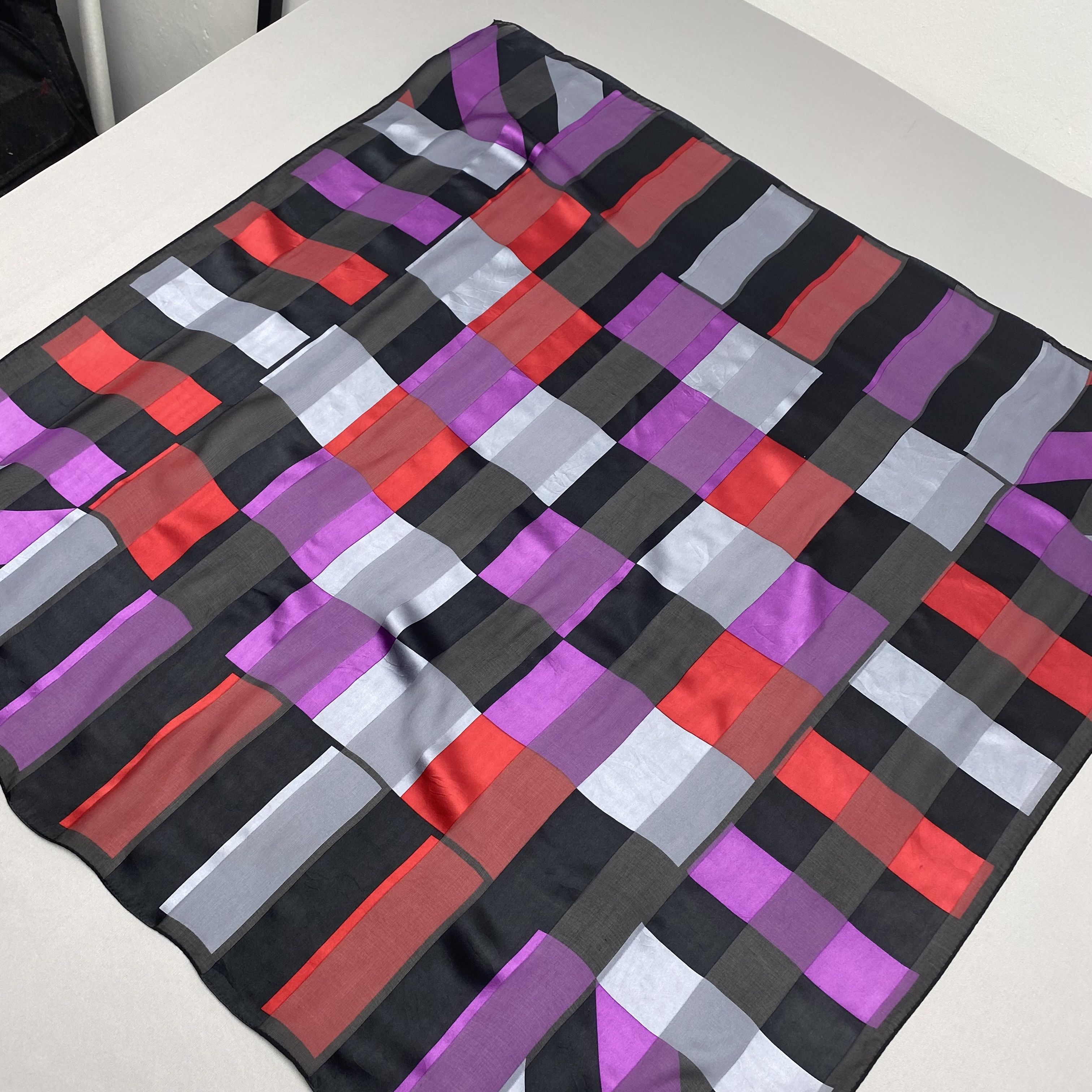 Japanese Brand Vintage Geometric Stripes SILK Scarf Twill Wraps Scarves Size ONE SIZE - 4 Thumbnail