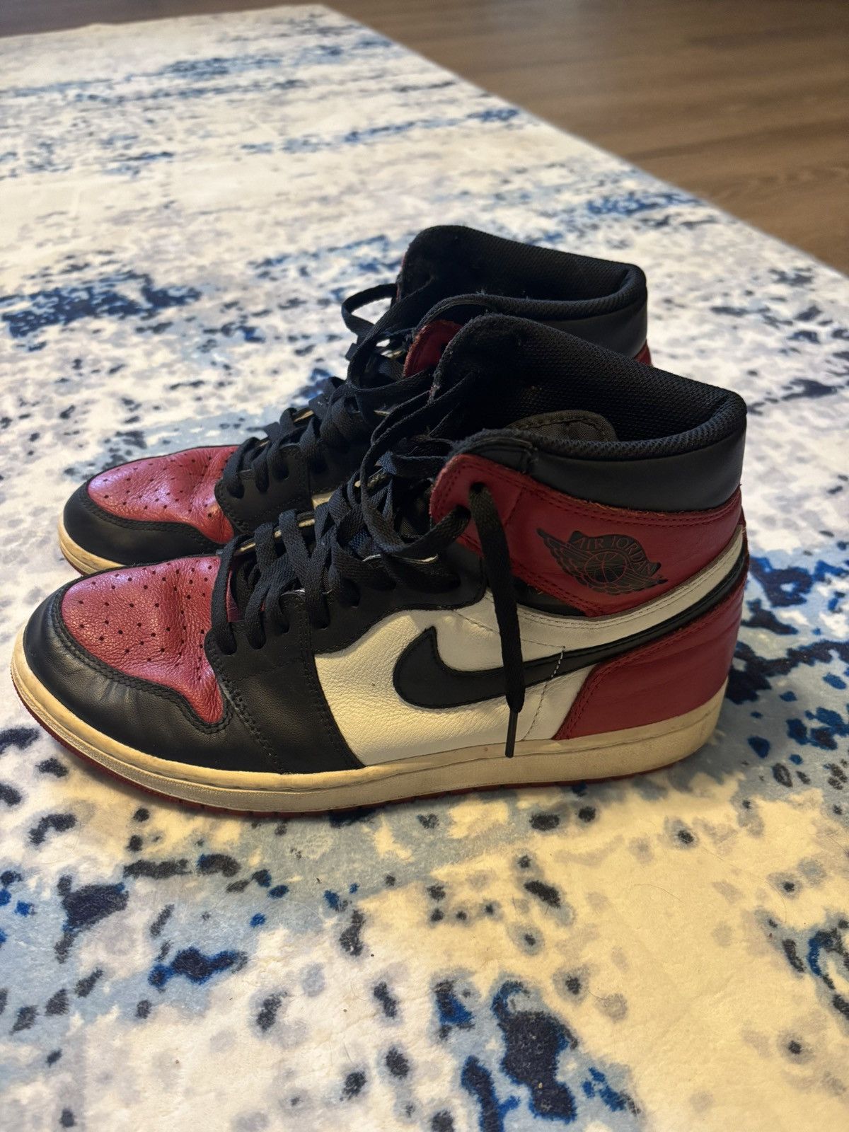 Jordan Brand Air Jordan 1 High - Bred Toe Size US 11 / EU 44 - 3 Thumbnail