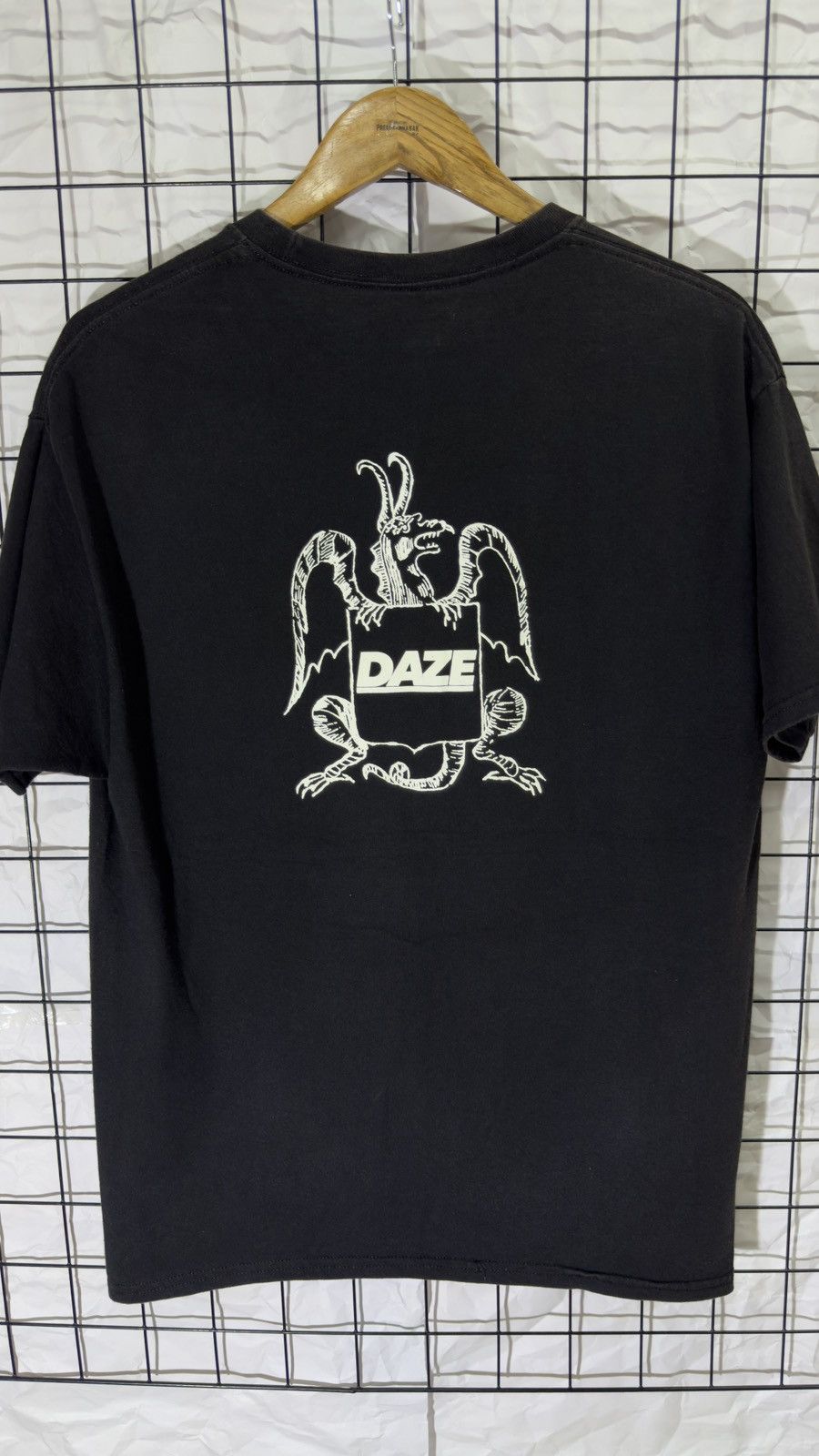 Band Tees Super structured hardcore "daze" label record band tee shirt Size US L / EU 52-54 / 3 - 4 Thumbnail
