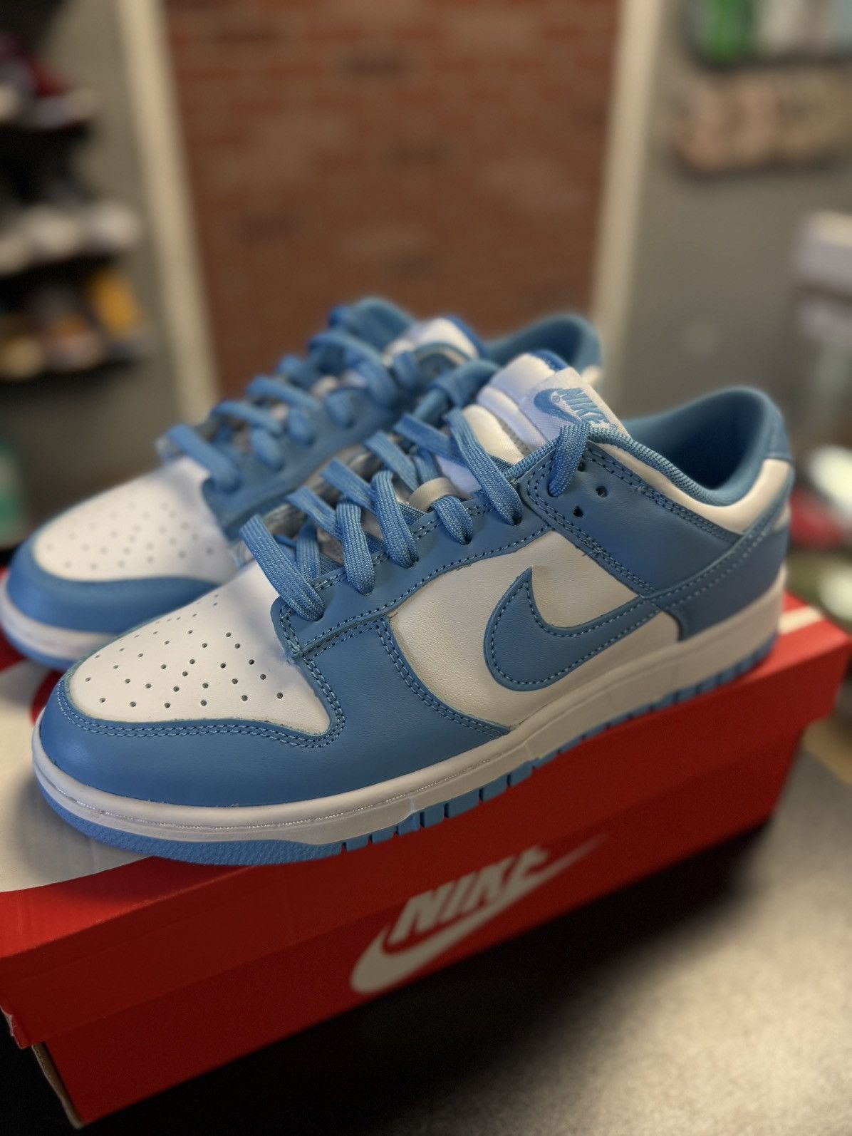 Nike Nike Dunk Low 2021 UNC OG Size 9 Tried On W Box Size US 9 / EU 42 - 4 Thumbnail