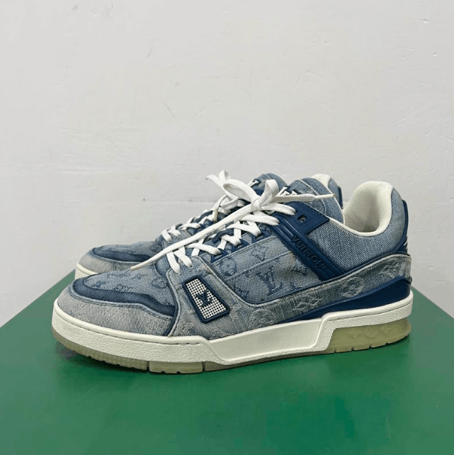 Louis Vuitton Louis Vuitton low-top sneakers Size US 9 / EU 42 - 1 Thumbnail