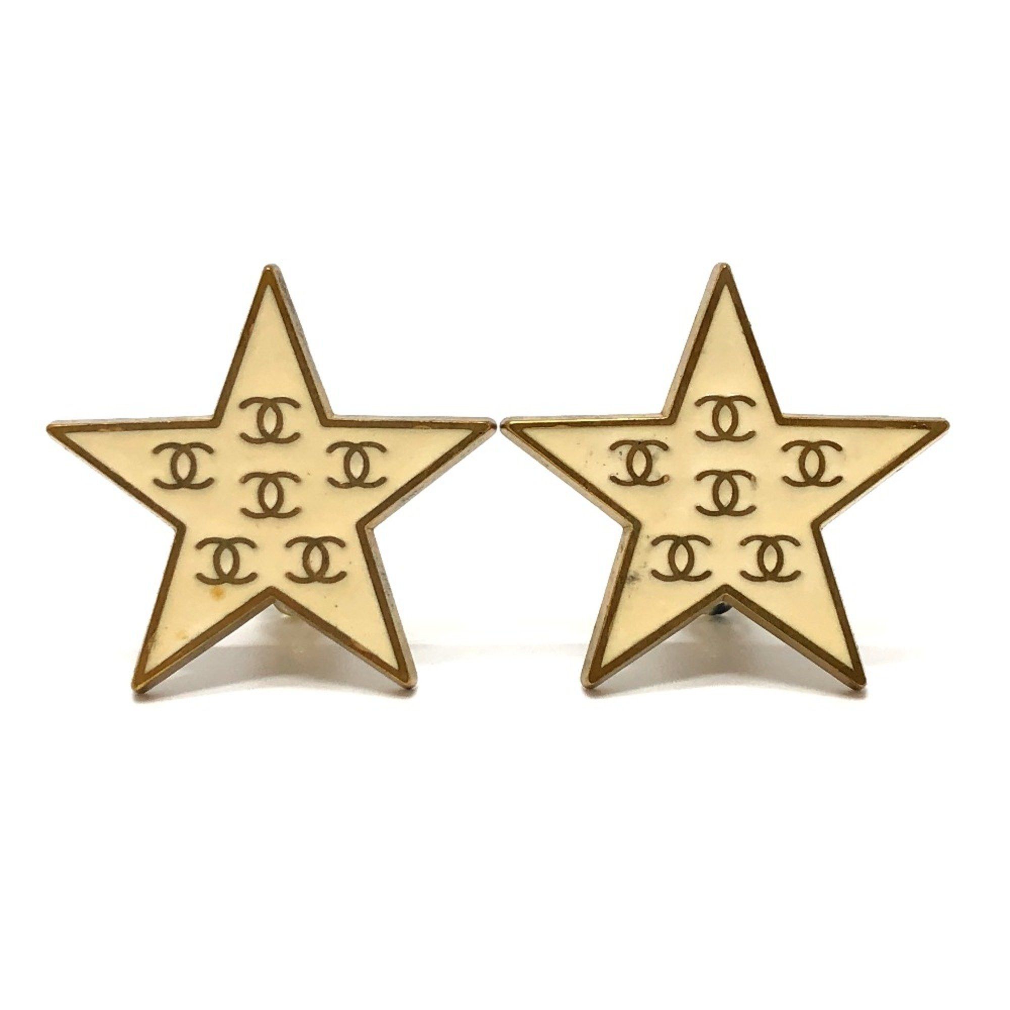 Chanel Chanel 01P Vintage Earrings Accessories Earrings Gold Ivory Size ONE SIZE - 1 Thumbnail