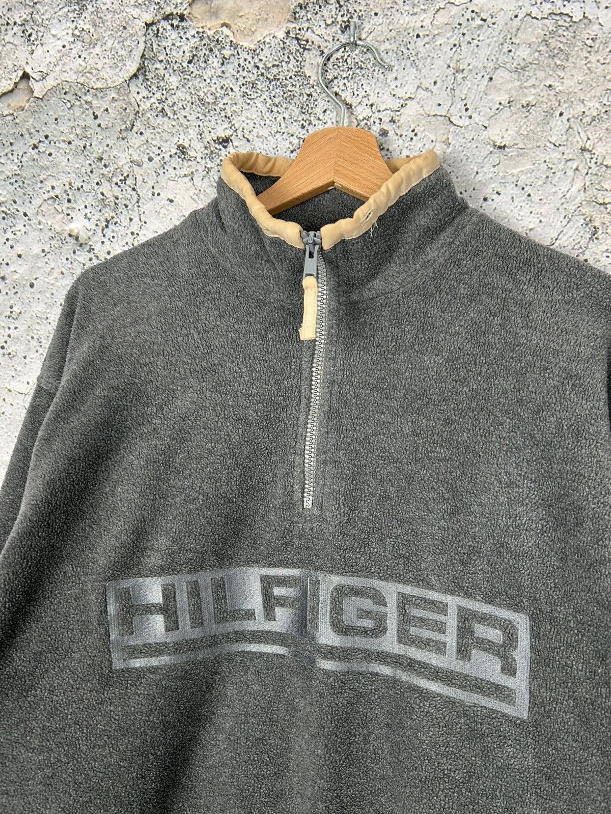 Tommy Hilfiger Vintage 90s Tommy Hilfiger Fleece Streetwear Outdoor Size US M / EU 48-50 / 2 - 3 Thumbnail