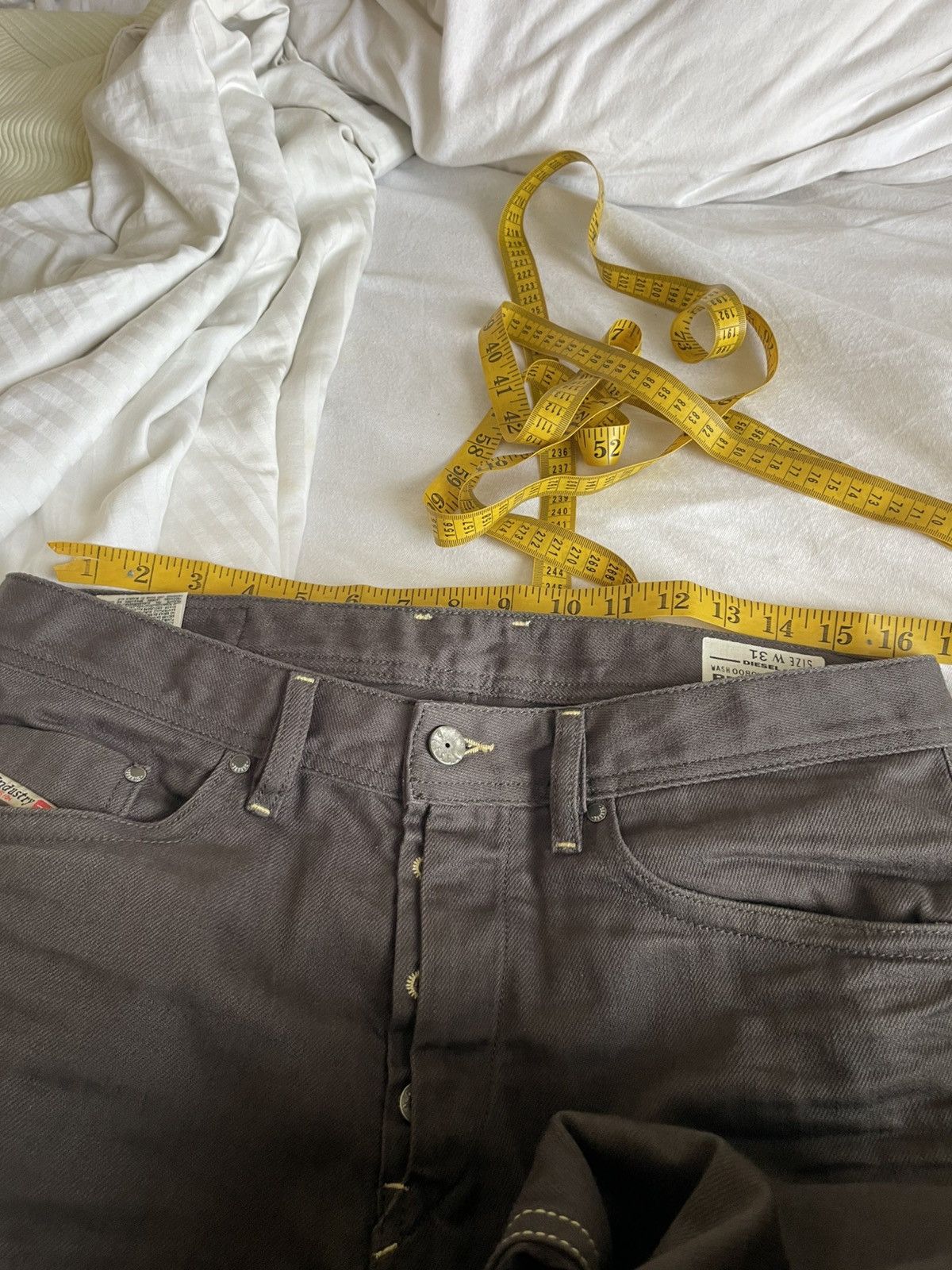 Diesel Braddom Reg Slim Carrot jeans Size US 33 - 16 Thumbnail
