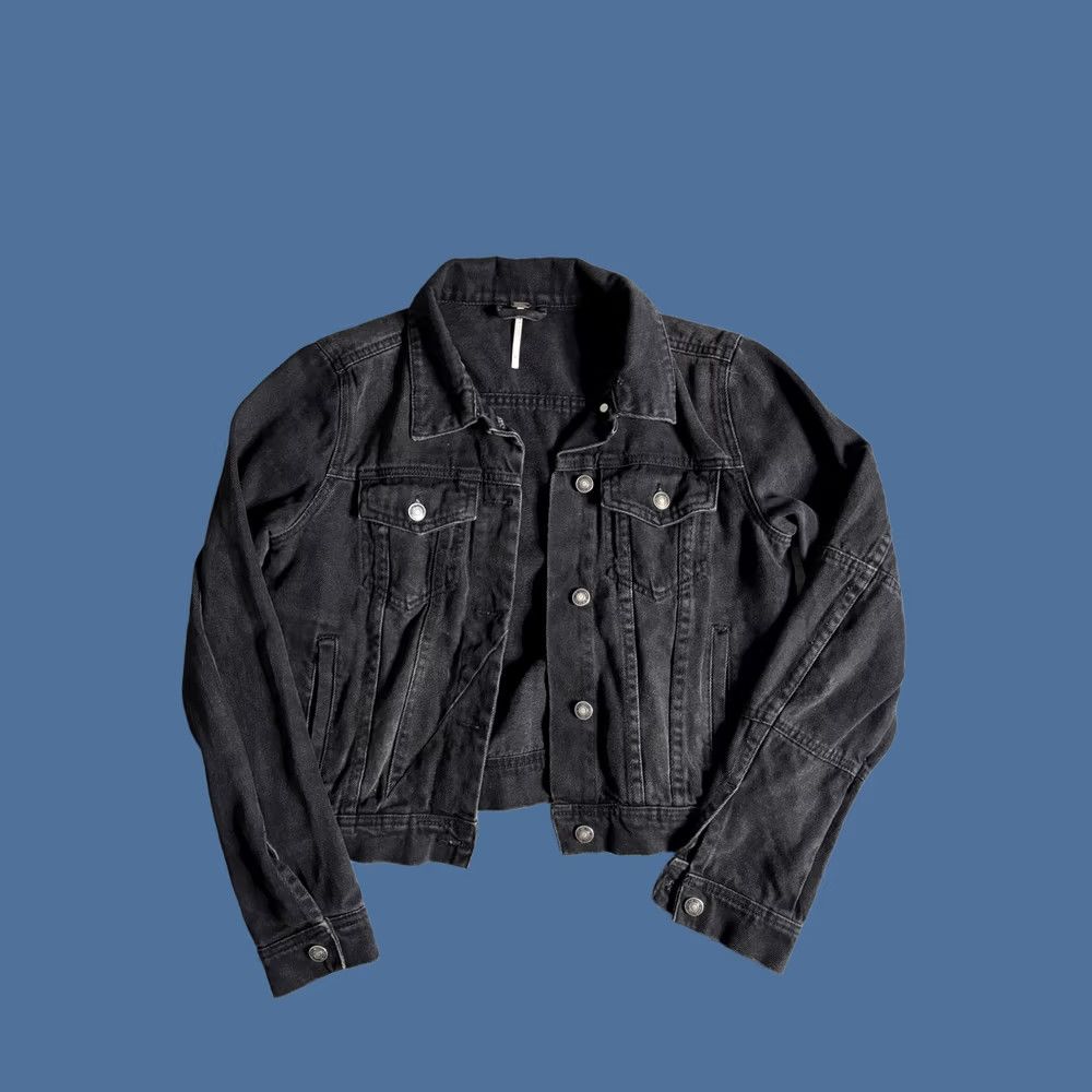 Free People Free People Jacket Womens Small Black Denim Button Front Cropped Classic Jacket Slim Casual Black Denim Short Sleeve? Size S / US 4 / IT 40 - 1 Thumbnail