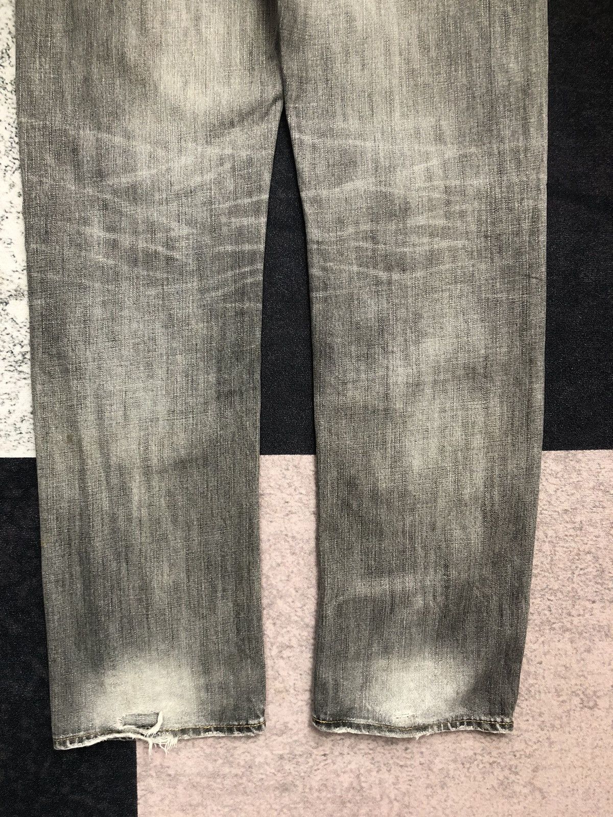 Uniqlo Vintage Japanese Distressed Black Faded Uniqlo Jeans Size US 35 - 20 Thumbnail