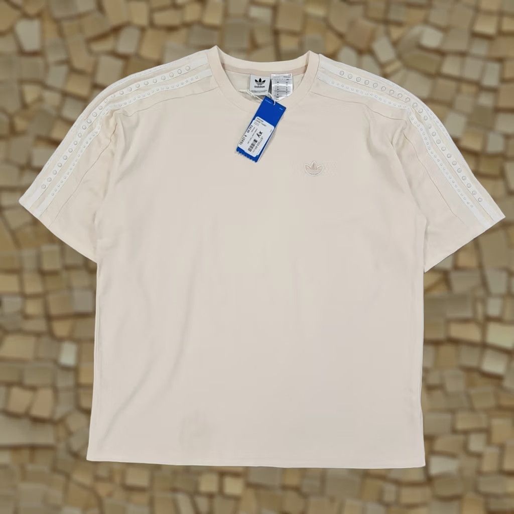 Adidas Adidas Womens T Shirt Ivory XS Oversized Loose Cotton Tee Studded Size XS / US 0-2 / IT 36-38 - 1 Thumbnail
