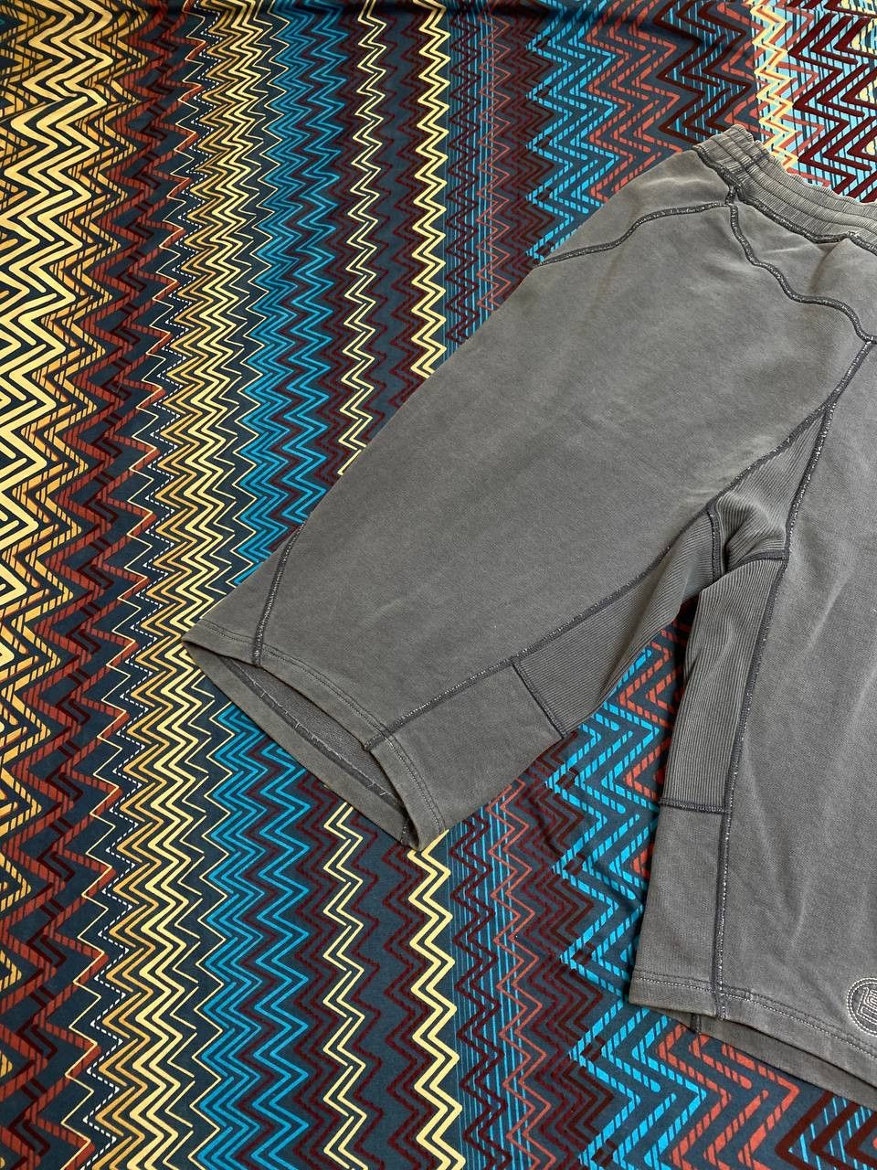Nike shorts gray streetwear logo NIKE Vintage Y2K size L Size US 34 / EU 50 - 14 Thumbnail