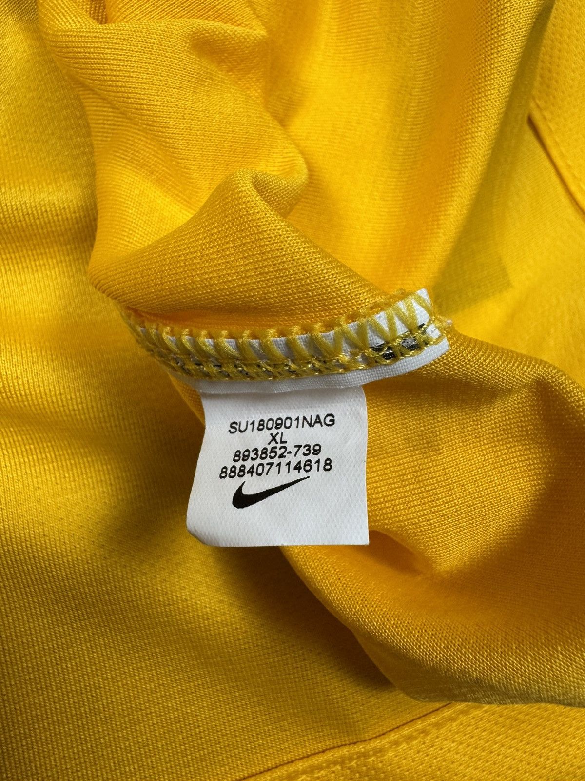 Nike Australia 2018-2019 Nike Football Jersey Size US XL / EU 56 / 4 - 9 Thumbnail