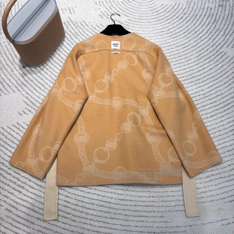 Hermes Hermes Solid color casual single-breasted round neck cashm Size XS / US 0-2 / IT 36-38 - 4 Thumbnail