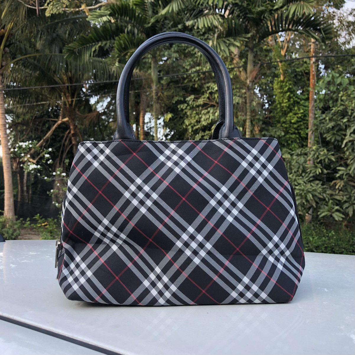 Burberry BURBERRY Blue Label Nova Check Hand Bag Size ONE SIZE - 2 Thumbnail