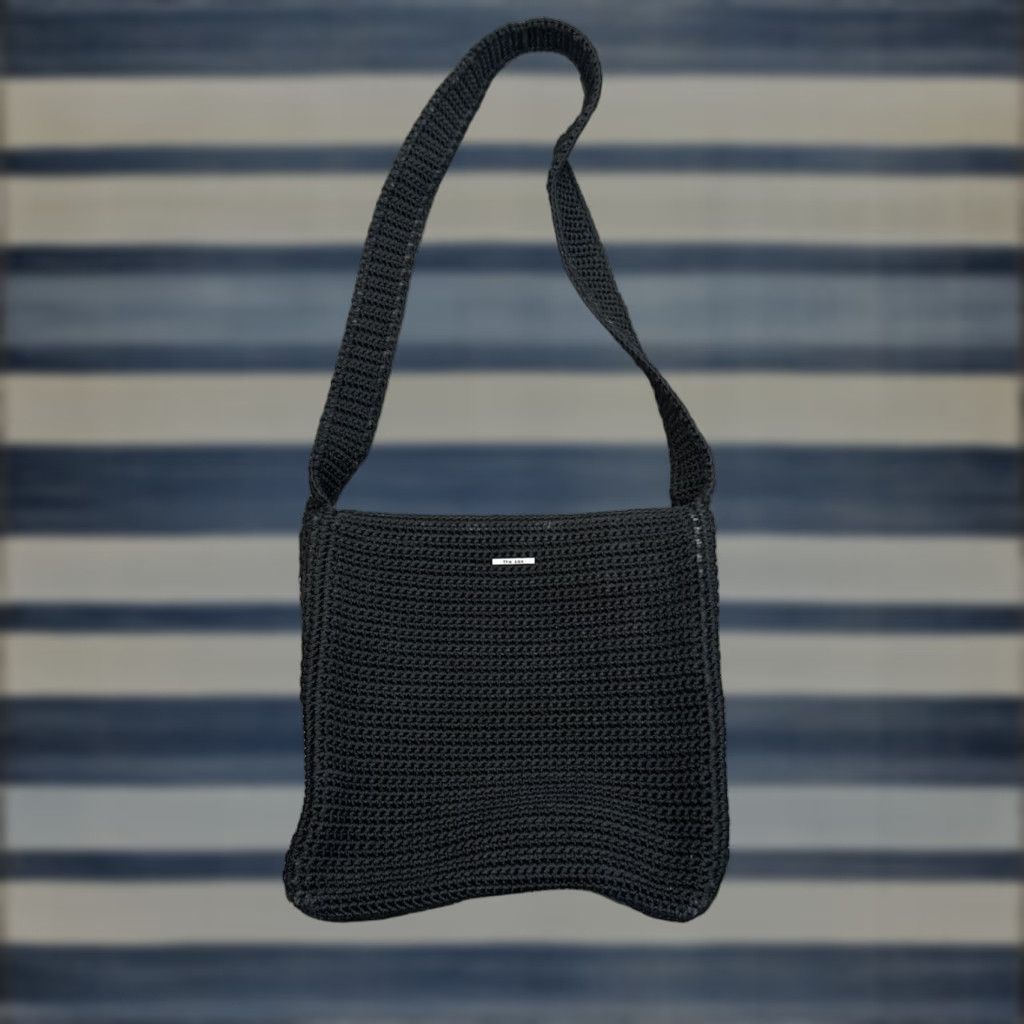 The Sak VINTAGE The Sak Black Crochet Knit Shoulder Bag Medium Lightweight Boho Travel Purse Womens Size ONE SIZE - 1 Thumbnail