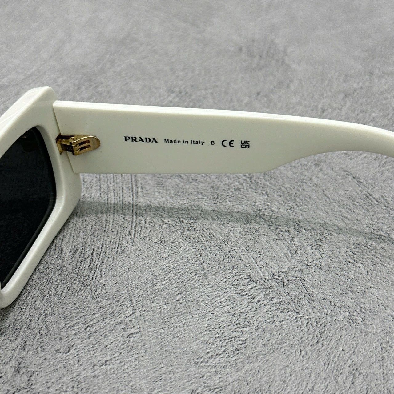 Prada PRADA 0PR A07S 1425S0 SUNGLASSES Size ONE SIZE - 9 Thumbnail