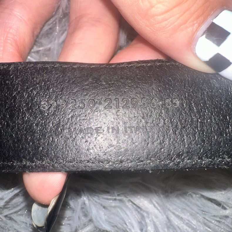 Yves Saint Laurent Saint Laurent 17 SS carved belt 2502-Nextarrow Size ONE SIZE - 4 Thumbnail