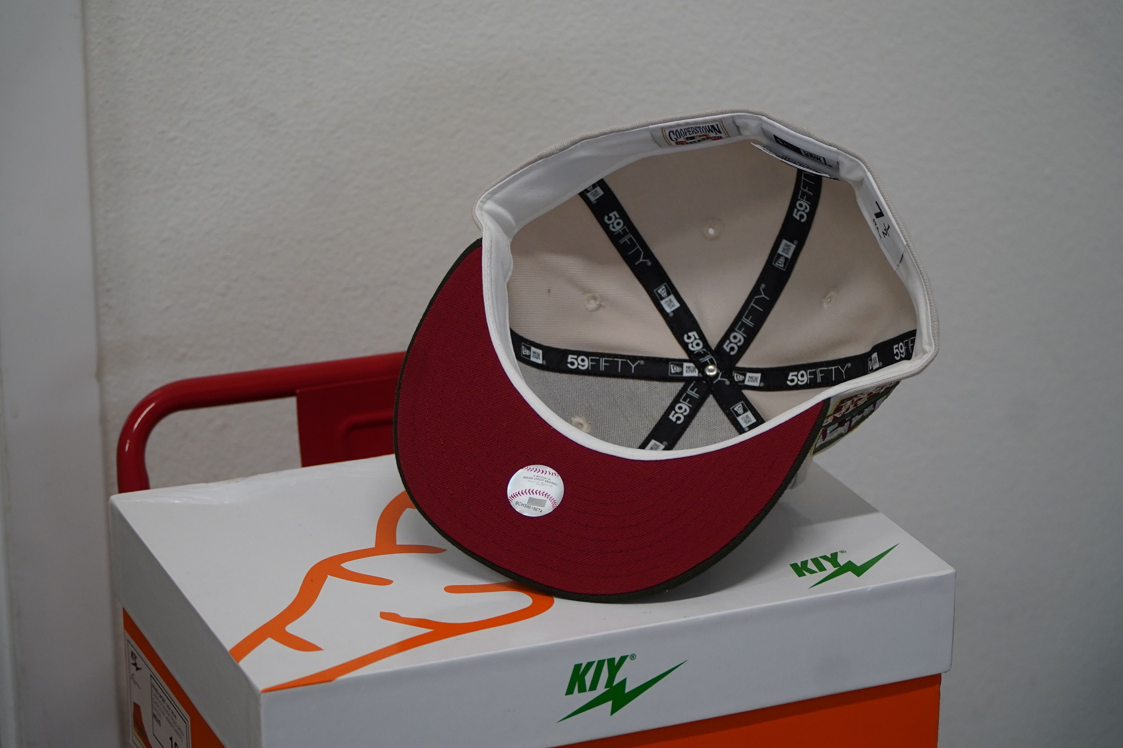 New Era Cincinnati Reds Los Rojos Fitted New Era - 7 1/2 Size ONE SIZE - 3 Thumbnail