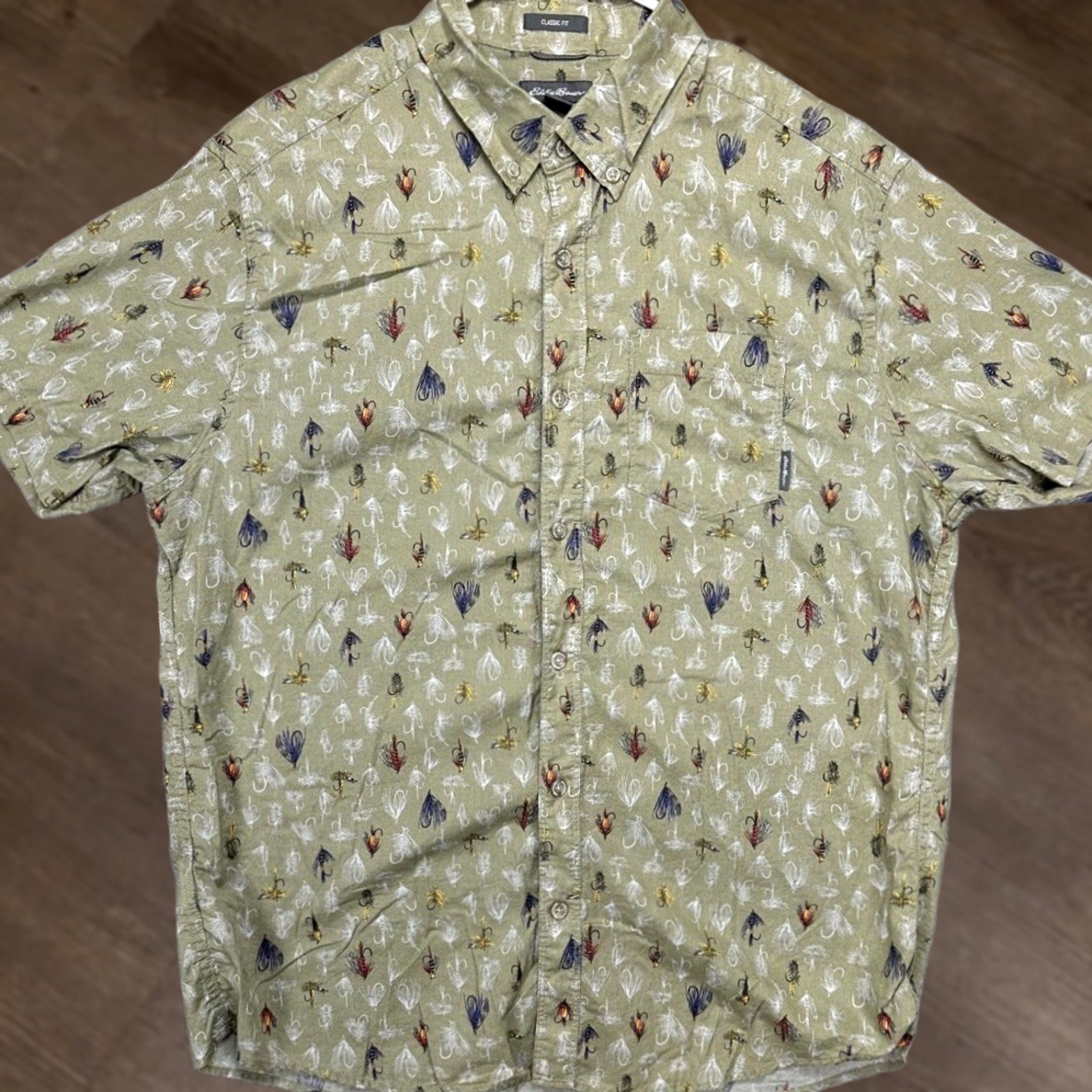 Eddie Bauer Eddie Bauer Shirt Men Large Green Fishing Lure Print Button-Down Classic Fit EUC Size US L / EU 52-54 / 3 - 1 Thumbnail