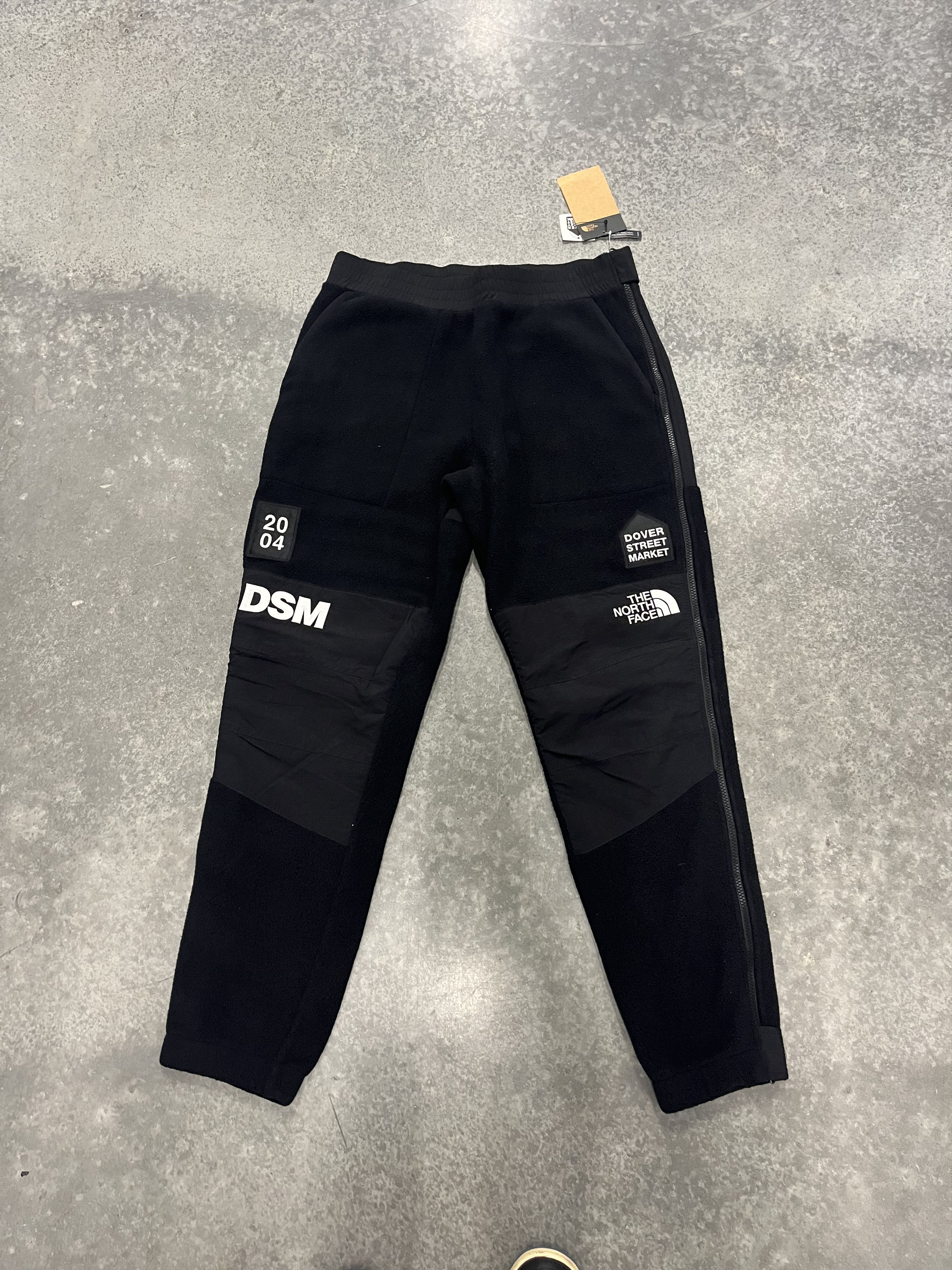 Dover Street Market × The North Face The North Face x Dover Street Market Denali Pants Medium Size US 30 / EU 46 - 1 Thumbnail