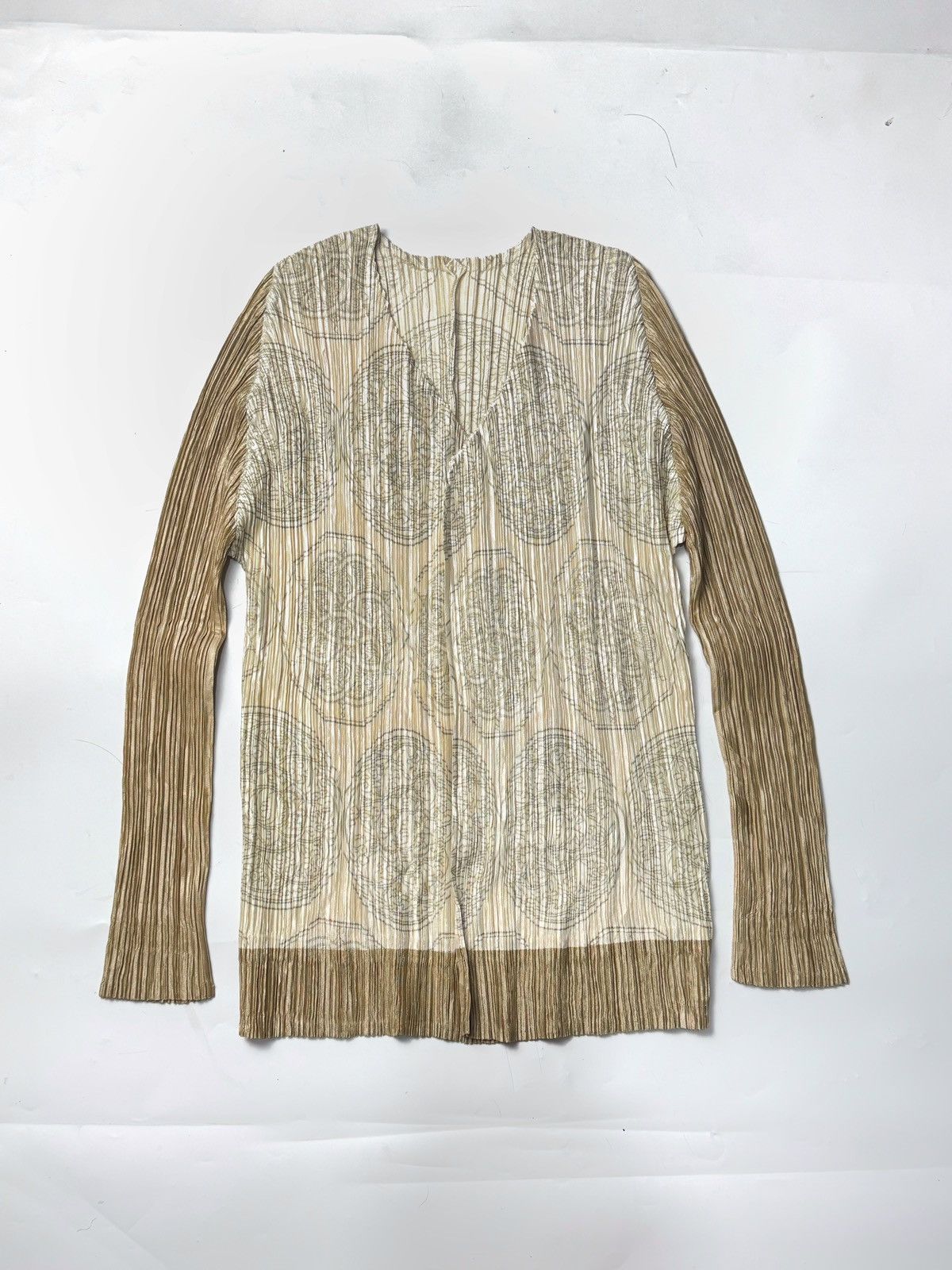 Pleats Please Issey Miyake Pleats Please Issey Miyake Cardigan Long Sleeve Size M / US 6-8 / IT 42-44 - 1 Thumbnail