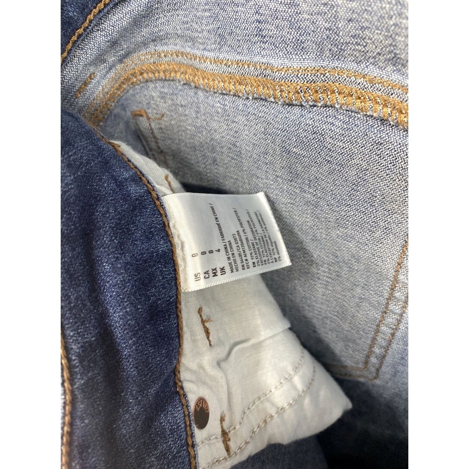 American Eagle Outfitters American Eagle Outfitters Midi Shorts Super Stretch X Blue Denim Size 0 Women’s Casual Distress 5-Pocket Regular Rise Mid Blue Size 25" / US 0 / IT 36 - 5 Thumbnail