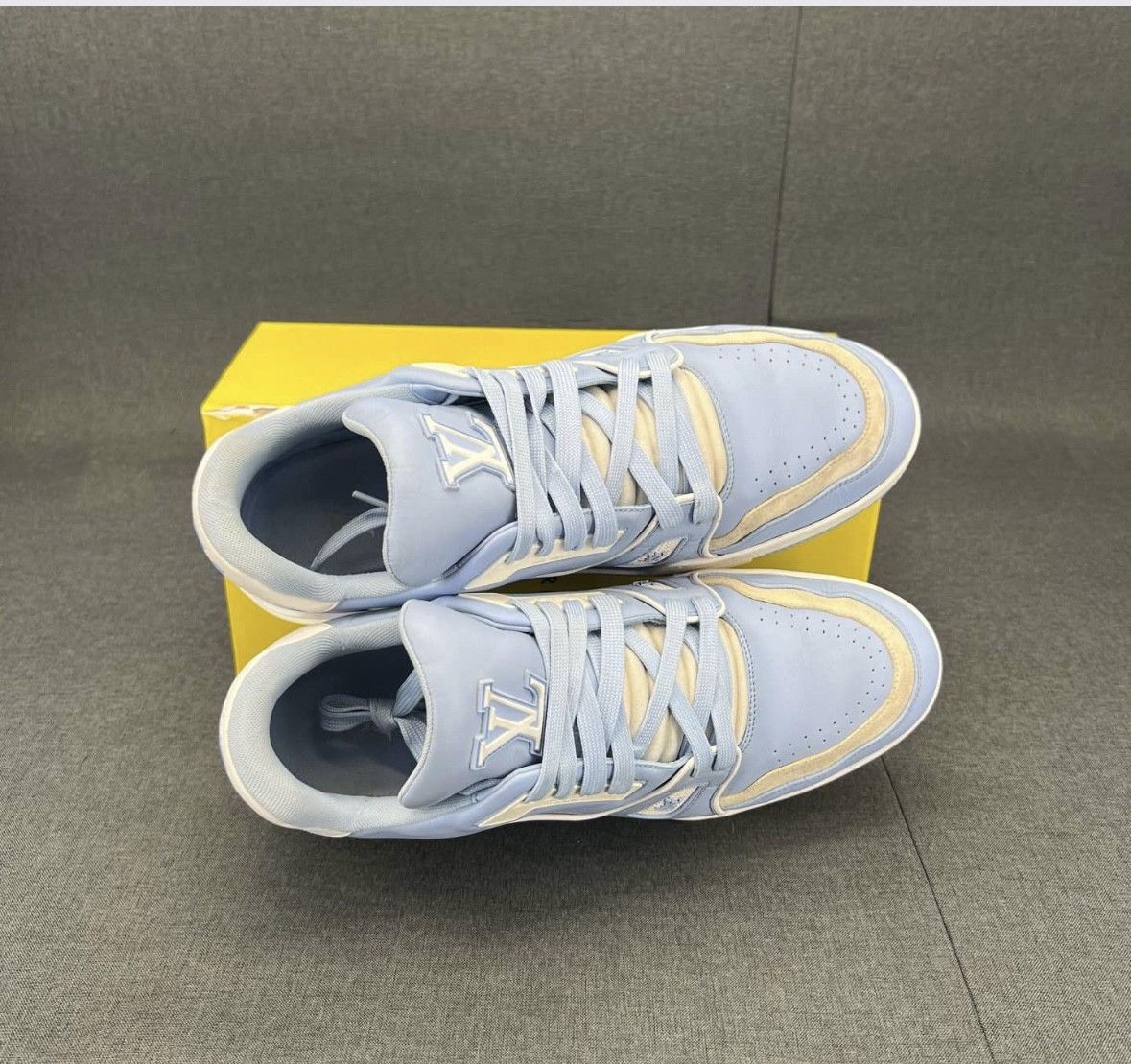 Louis Vuitton Louis Vuitton Trainer Leather Low-Top Sneakers Blue Men’s Size US 8 / EU 41 - 8 Thumbnail