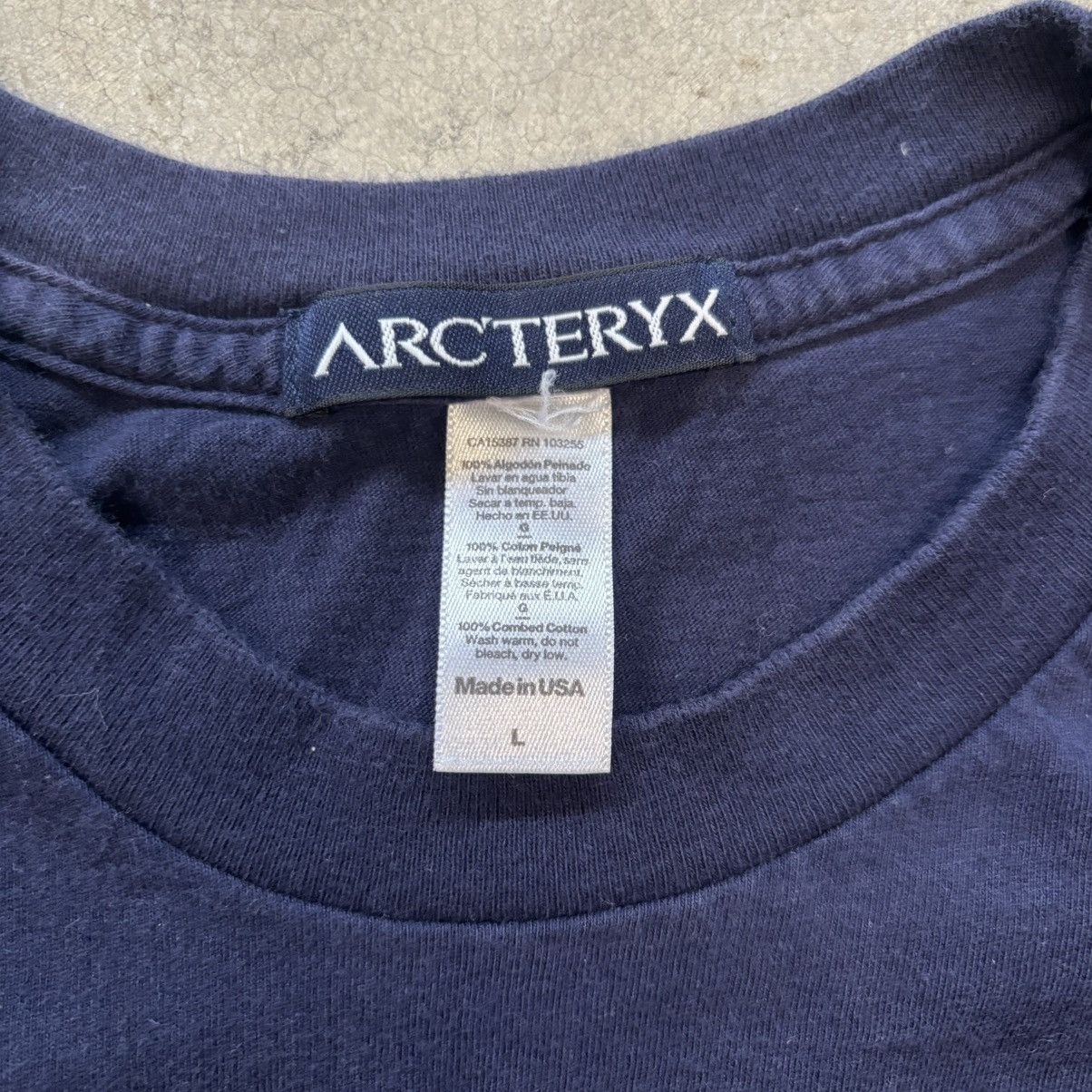 Arc'teryx Arc’teryx Elements T-Shirt Navy Blue (L) – Made in USA Size US L / EU 52-54 / 3 - 4 Thumbnail