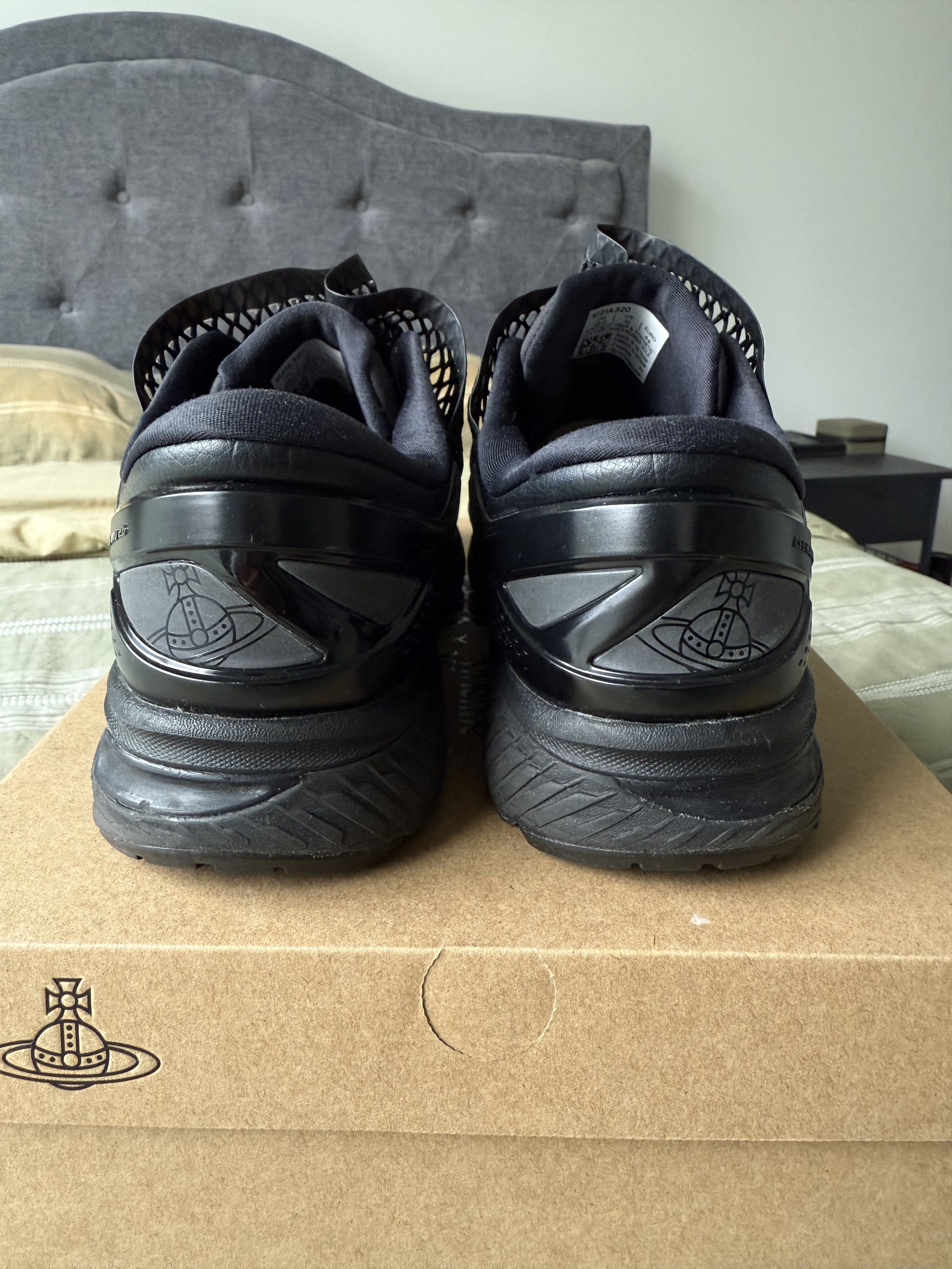 Asics × Vivienne Westwood Asics x Vivienne Westwood Gel Kayano 26 Size US 10 / EU 43 - 6 Thumbnail