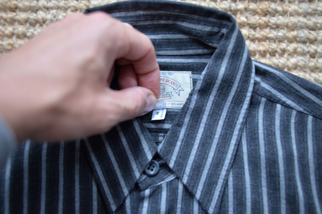 Giorgio Armani Armani jeans, short sleeve shirt, size M Size US M / EU 48-50 / 2 - 4 Thumbnail